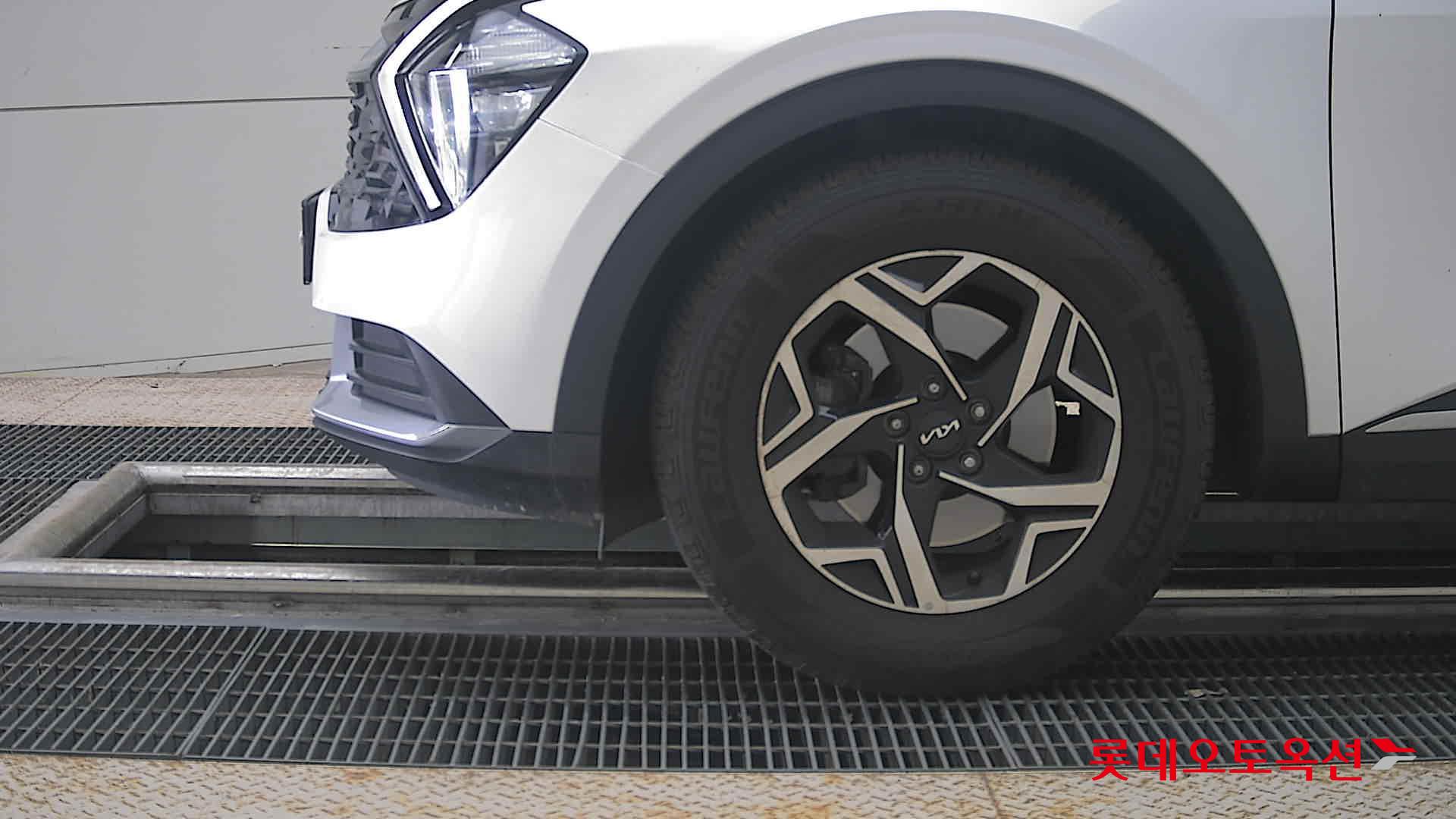 2022 - kia sportage
