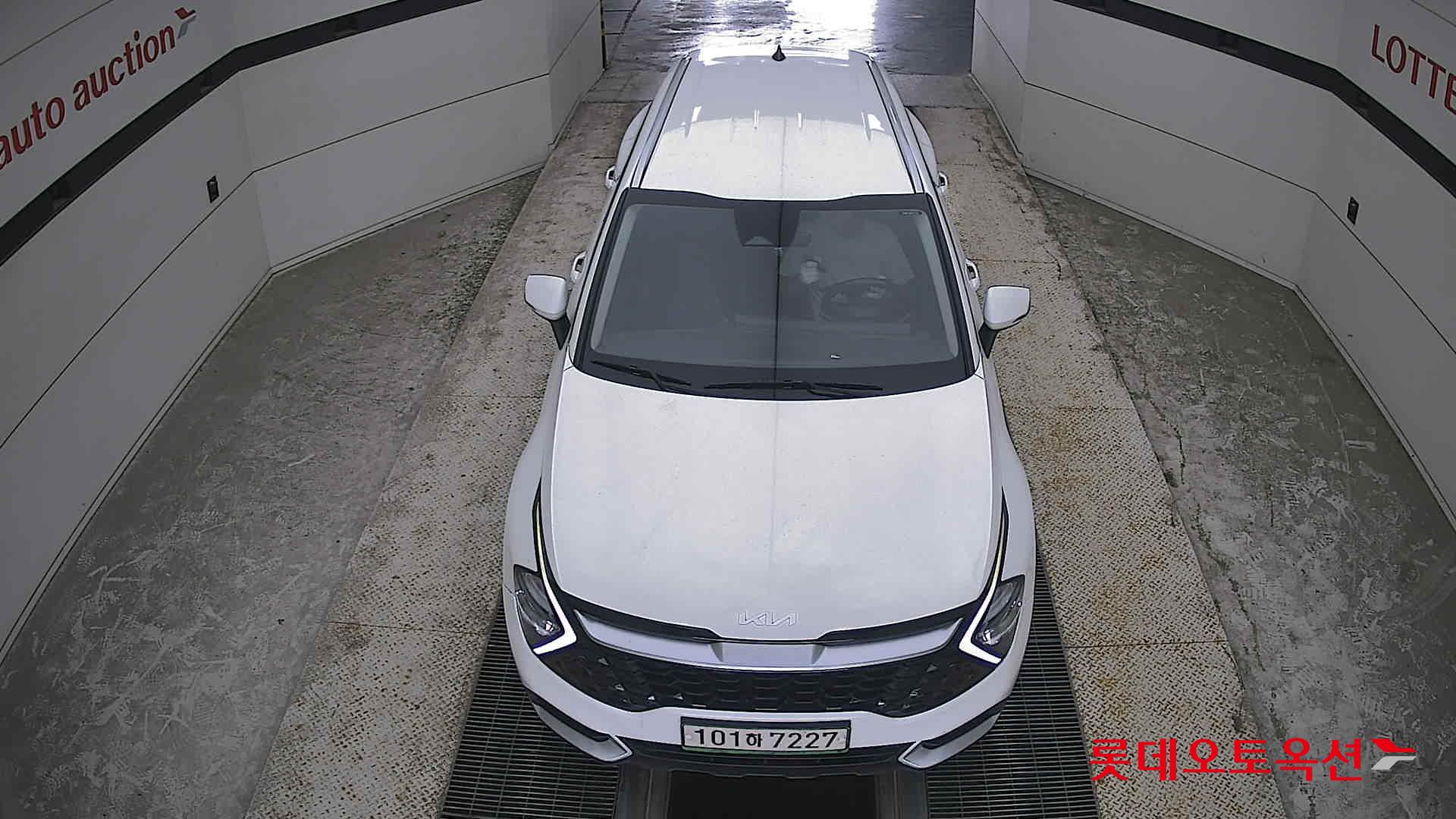 2022 - kia sportage