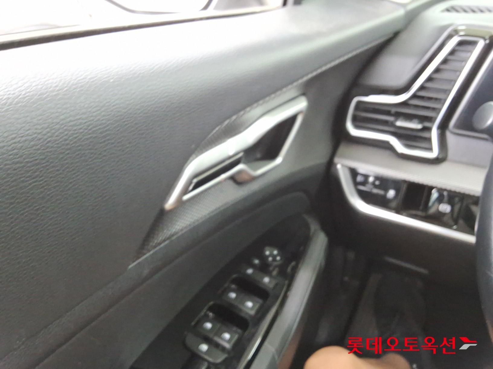 2022 - kia sportage