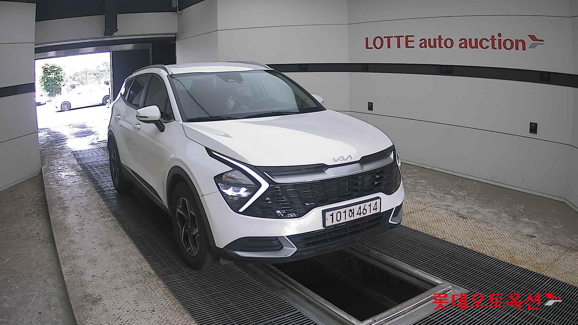2022 - kia sportage