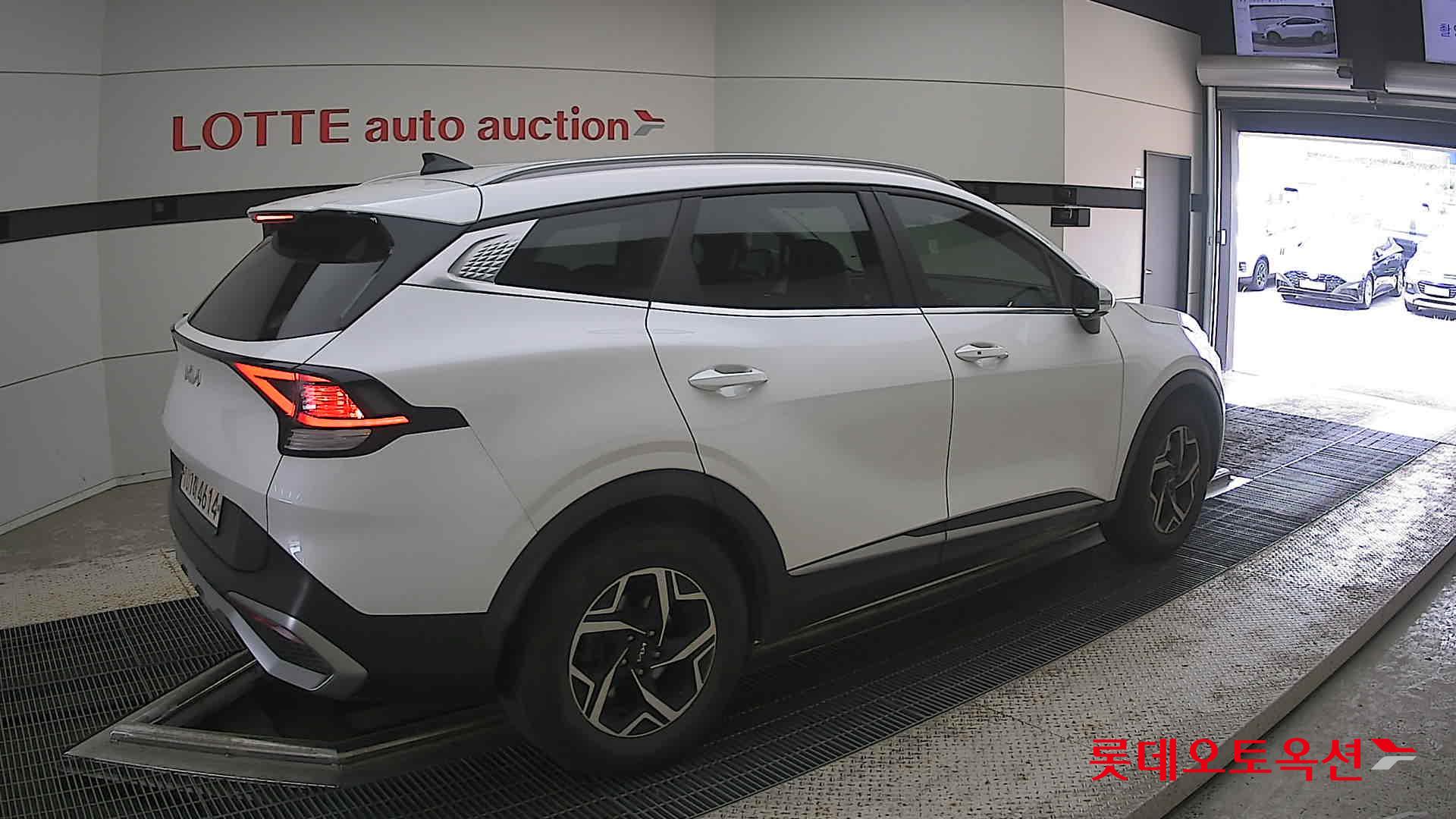 2022 - kia sportage