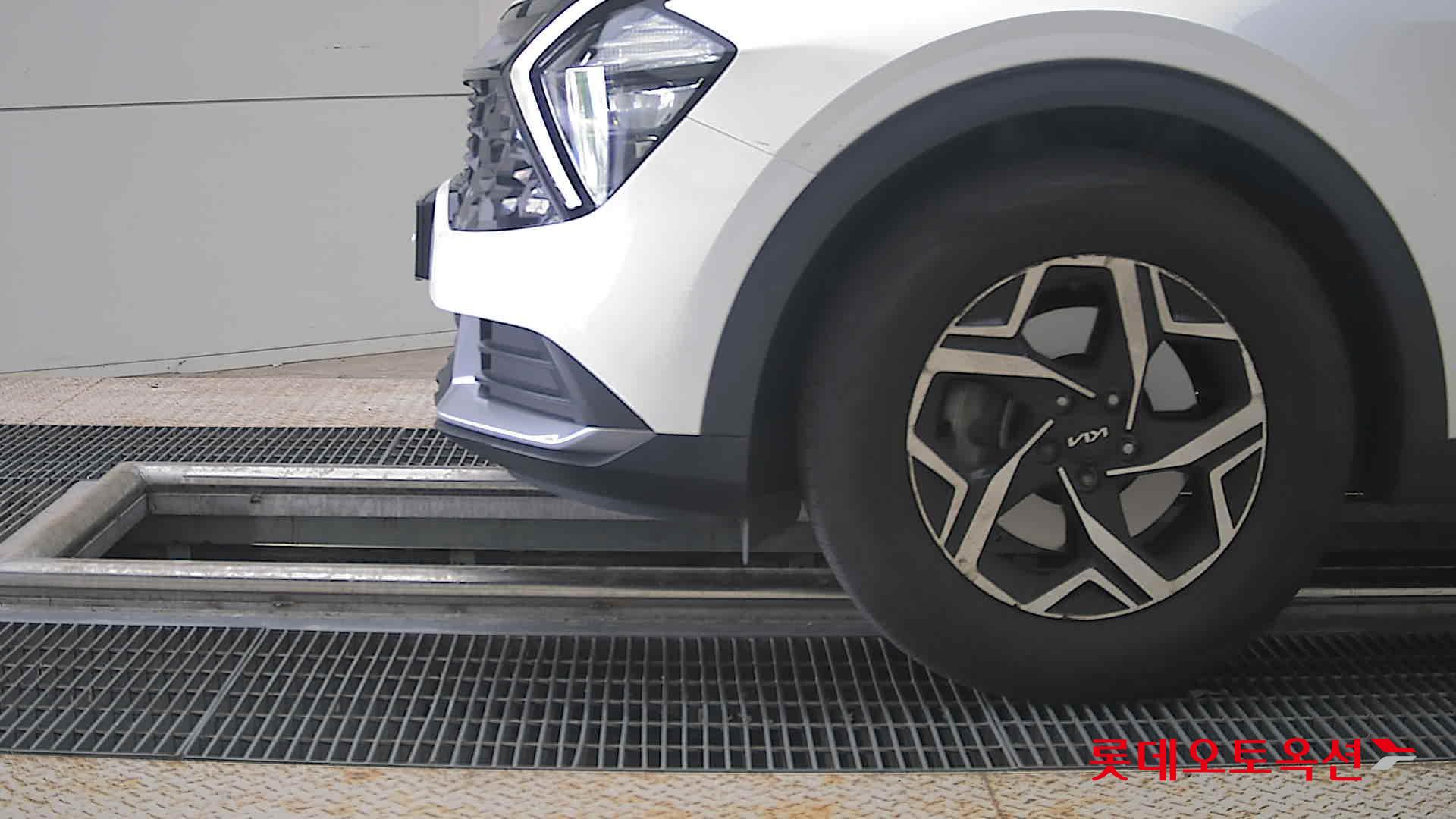 2022 - kia sportage