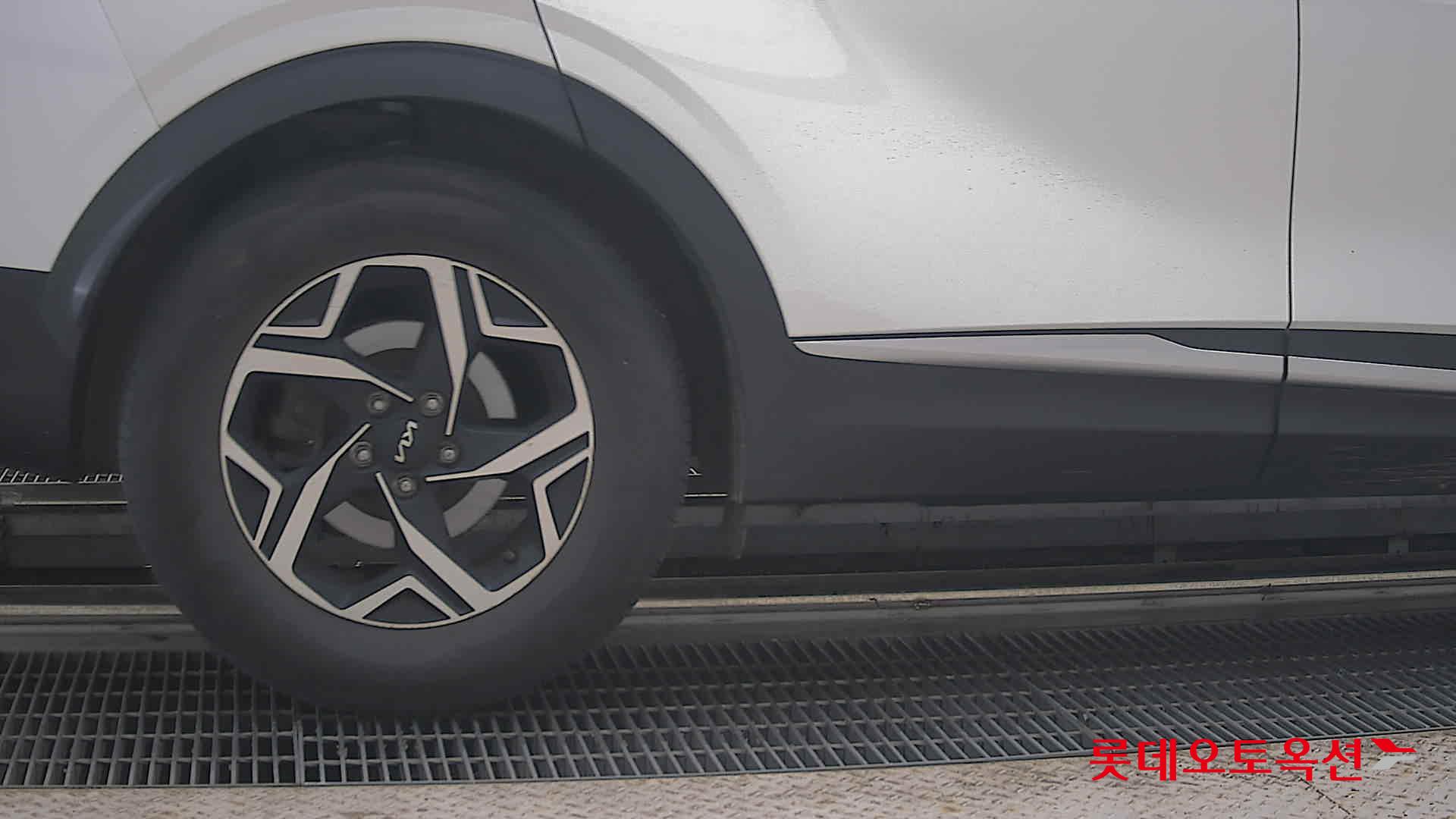 2022 - kia sportage