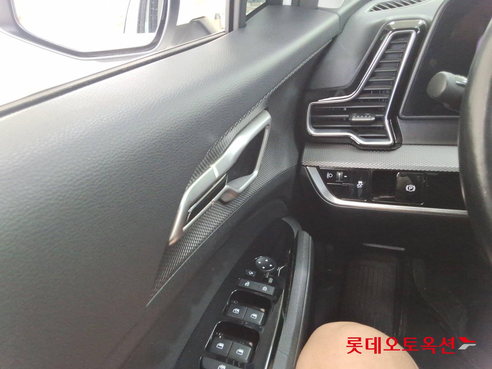 2022 - kia sportage