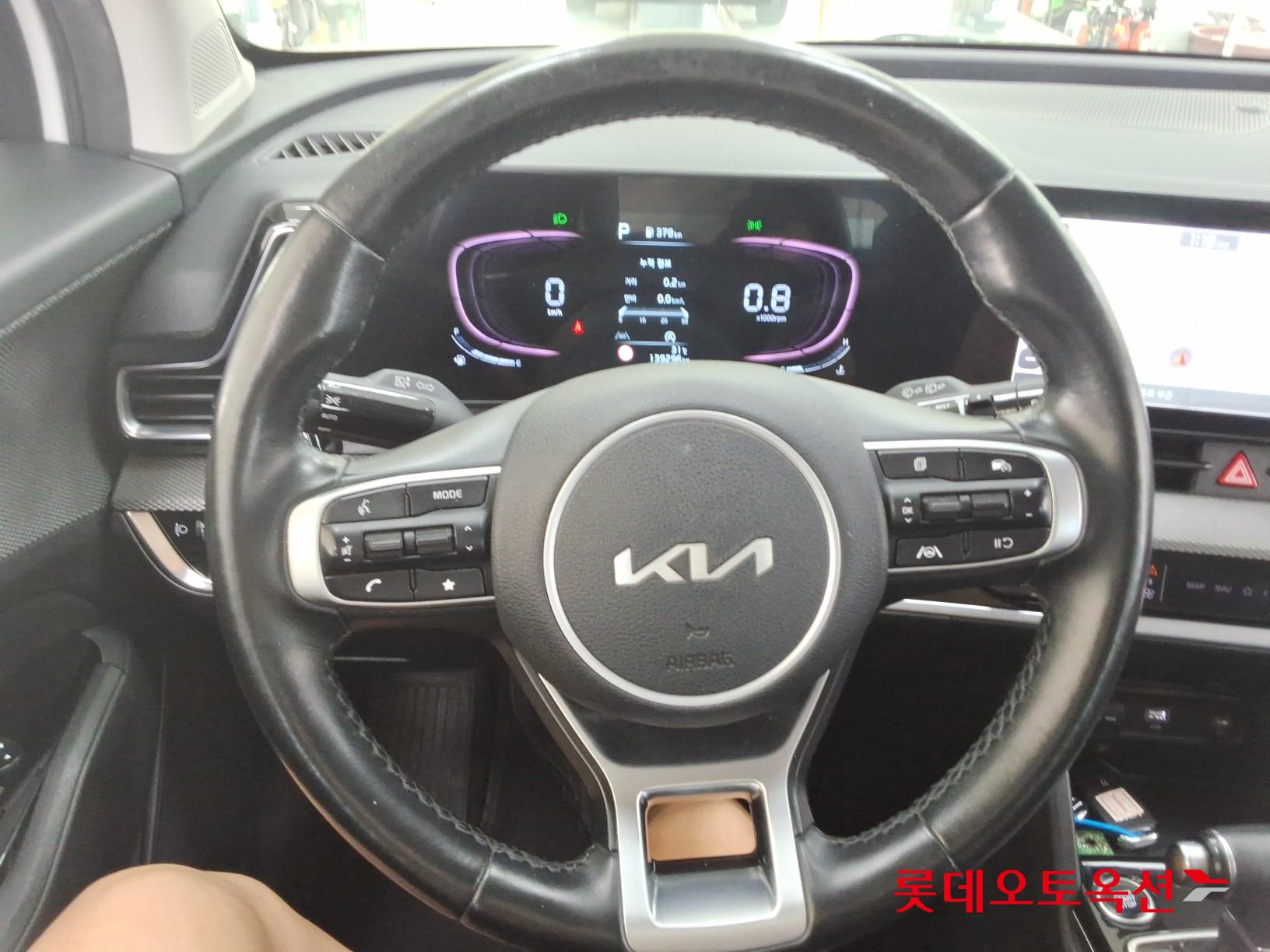2022 - kia sportage