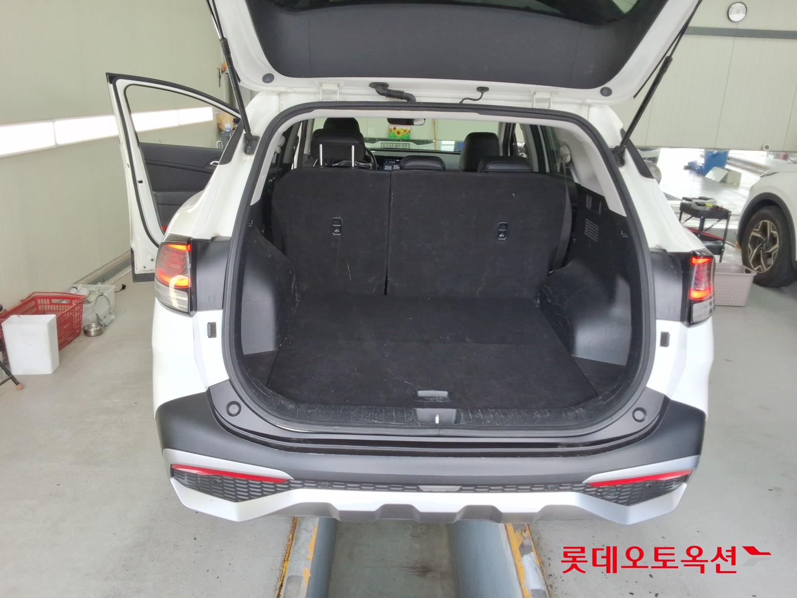 2022 - kia sportage