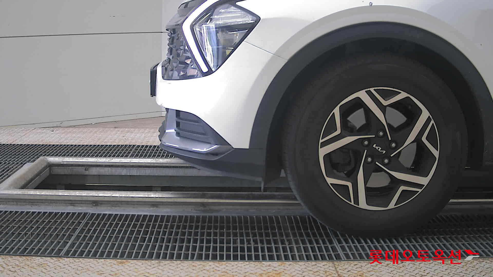 2022 - kia sportage