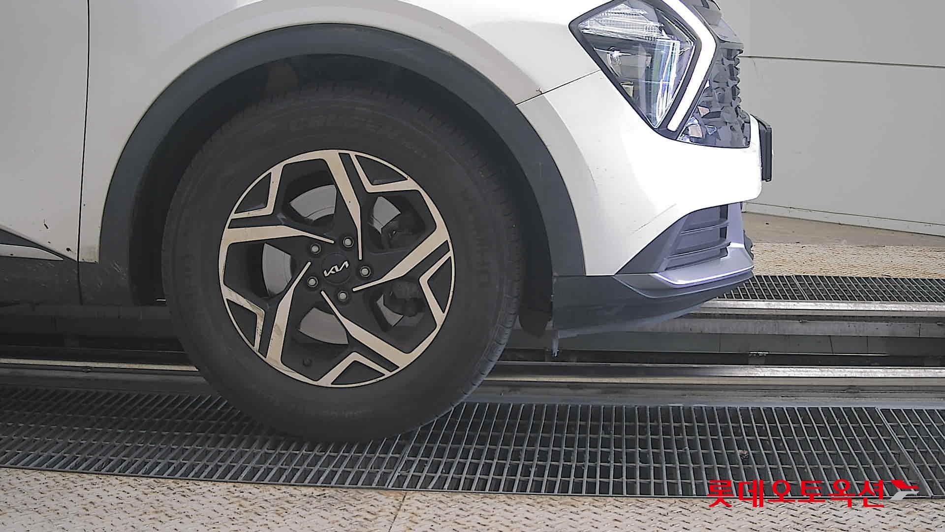 2022 - kia sportage