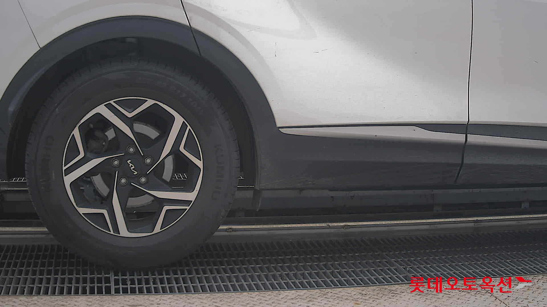 2022 - kia sportage