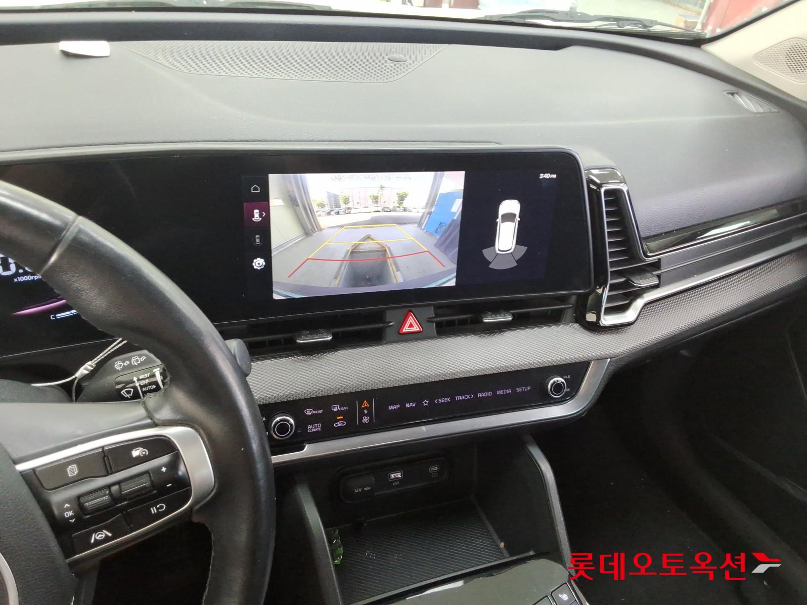 2022 - kia sportage