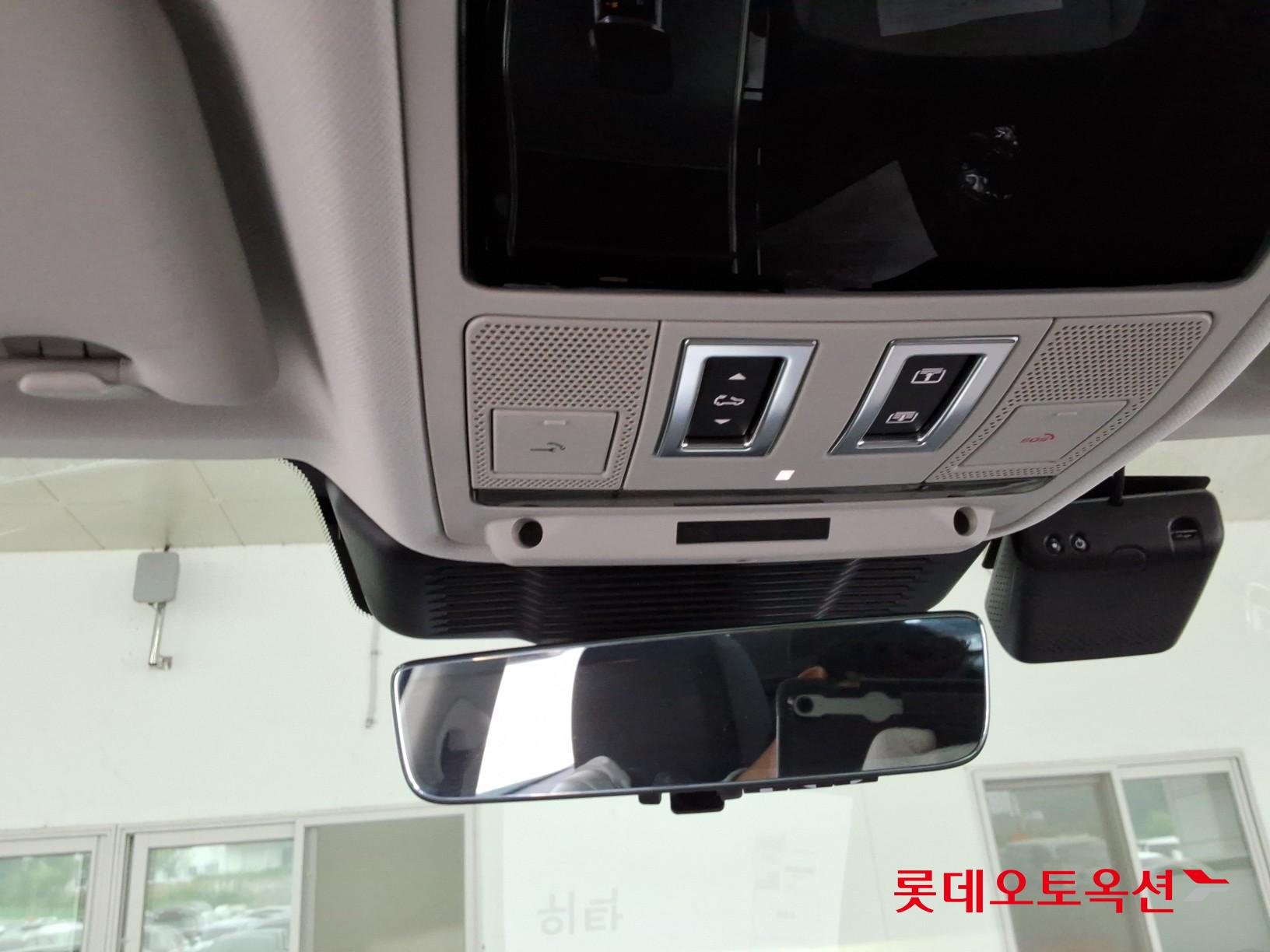 2025 - land rover range rover