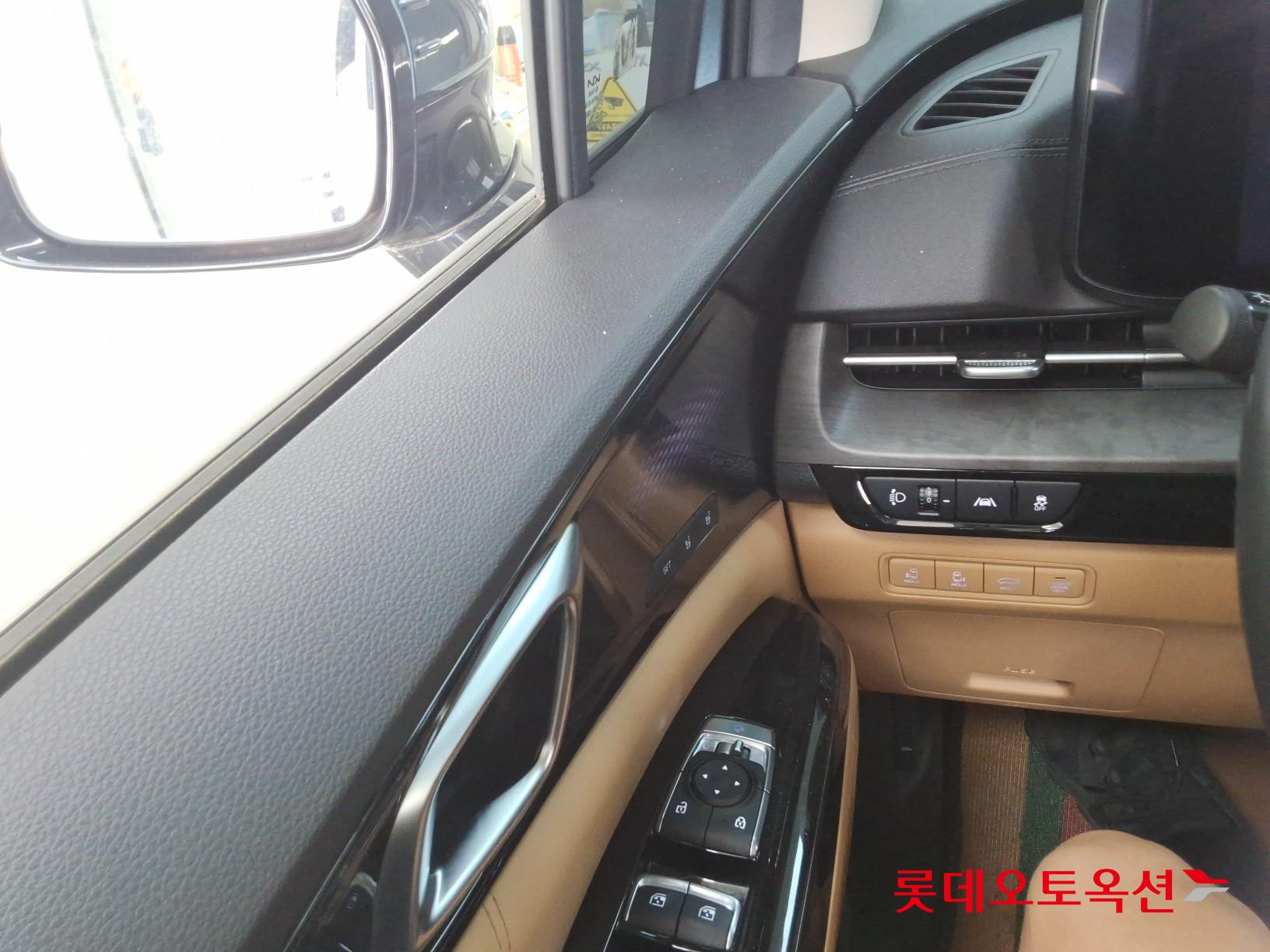 2022 - kia carnival