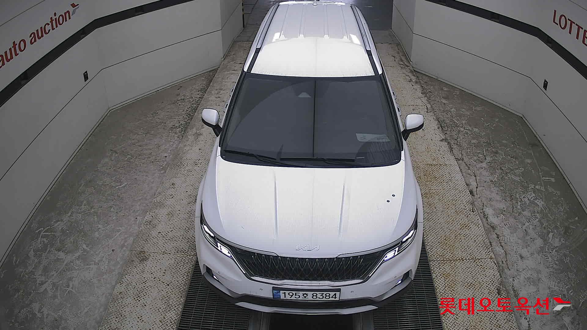 2023 - kia carnival
