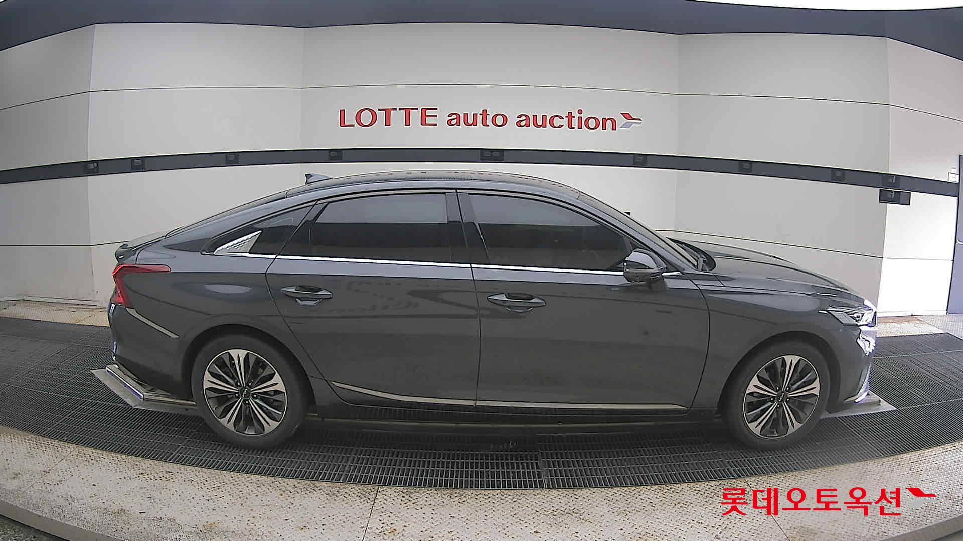 2023 - kia k8