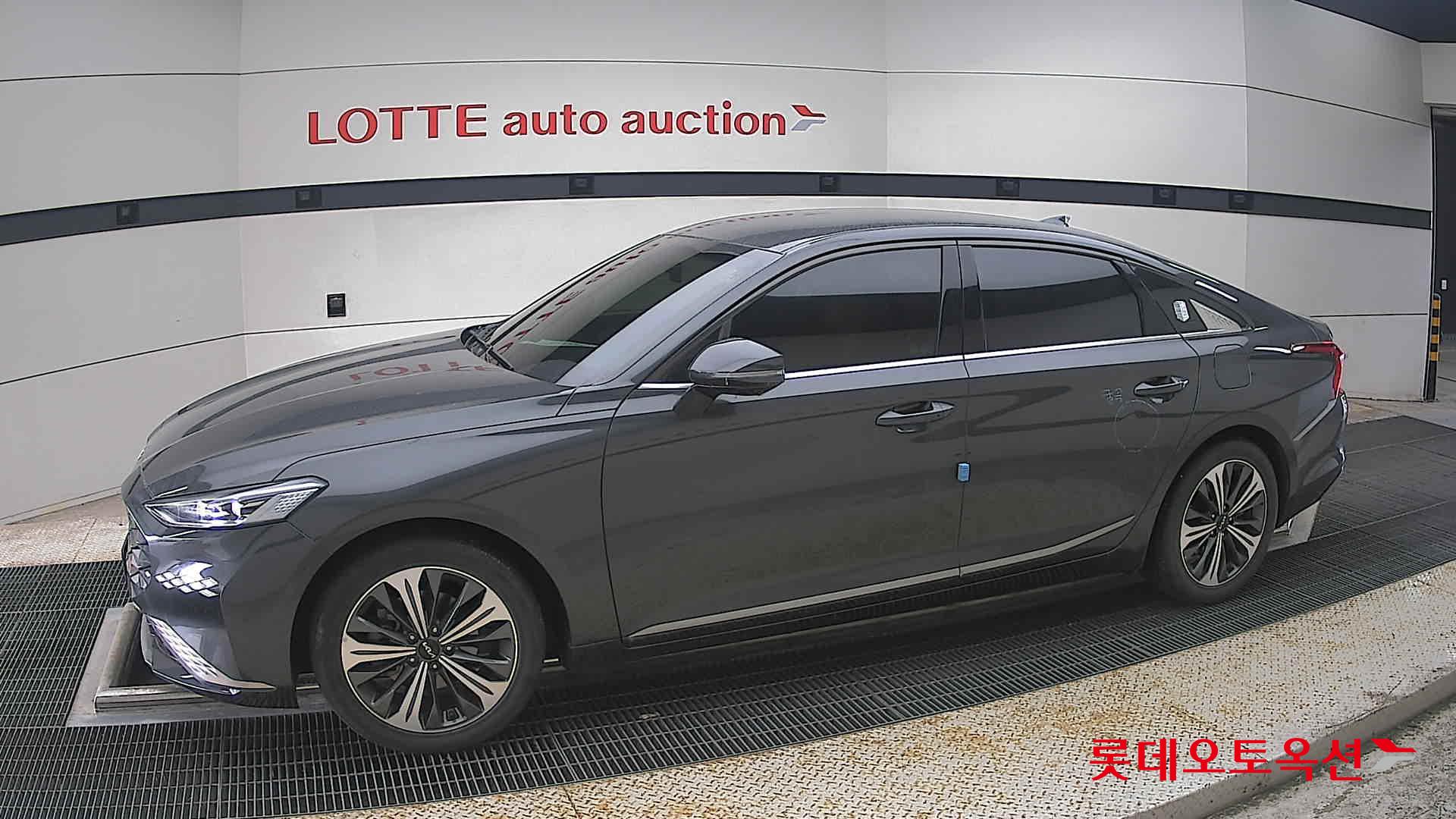2023 - kia k8
