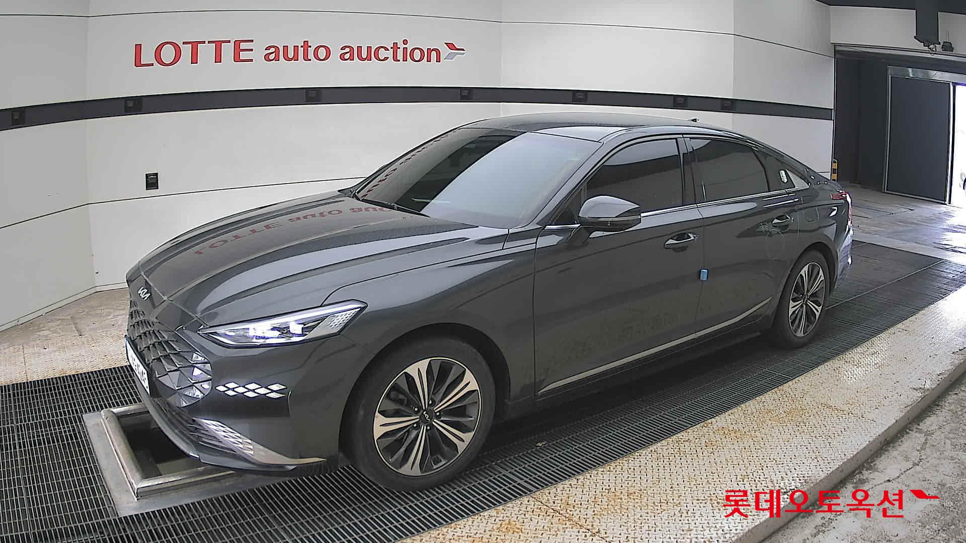 2023 - kia k8