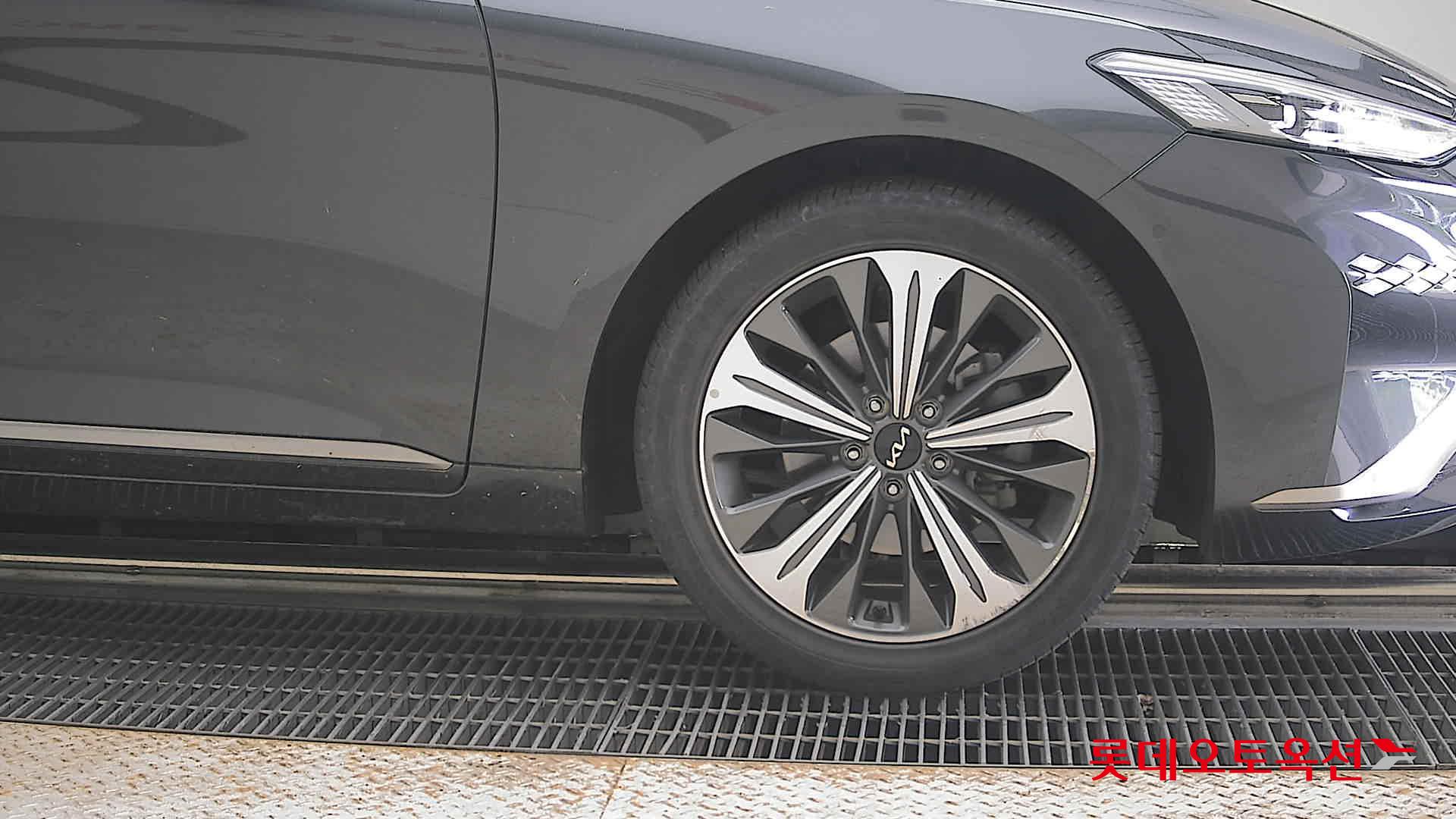 2023 - kia k8