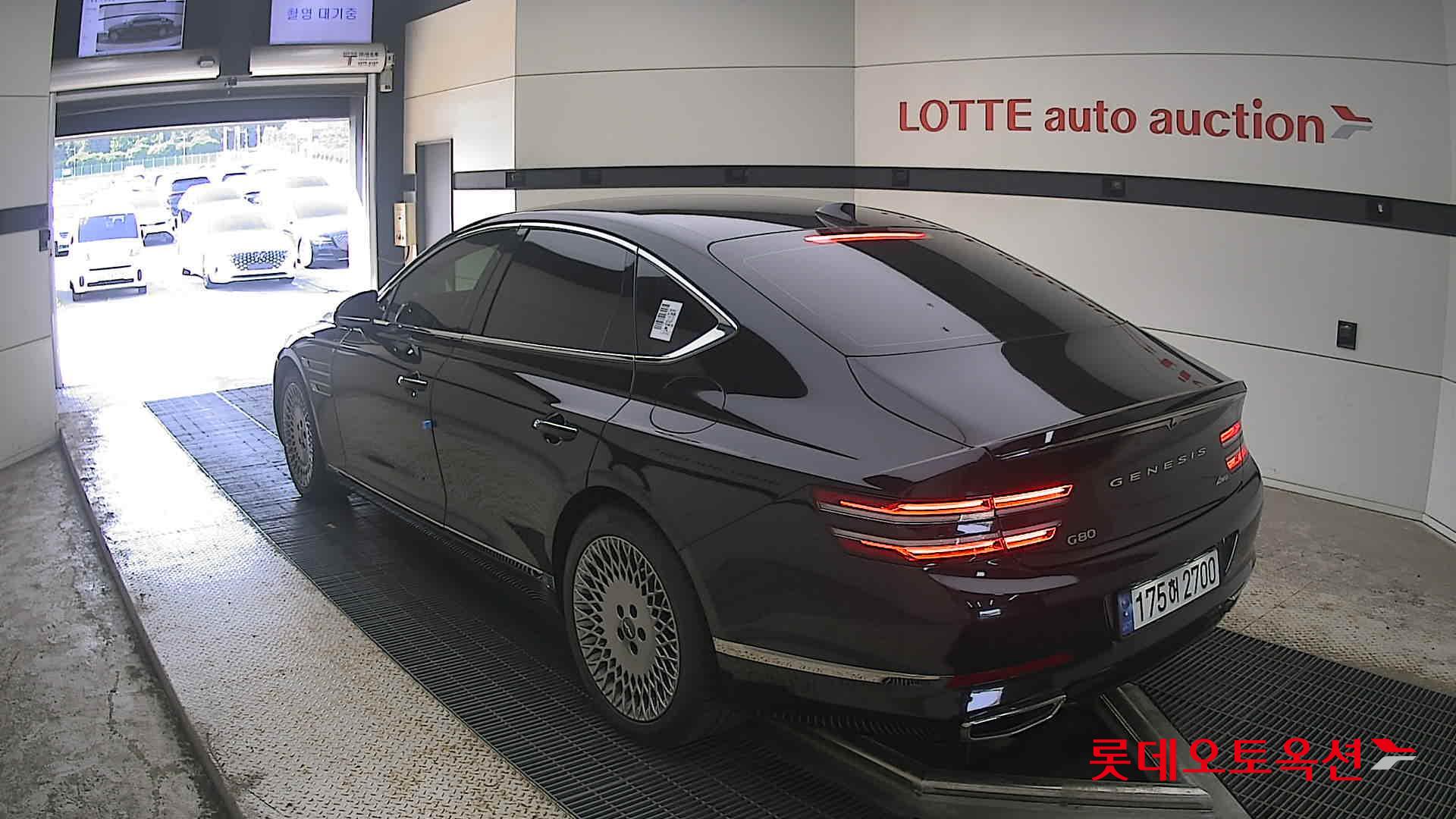 2023 - genesis g80