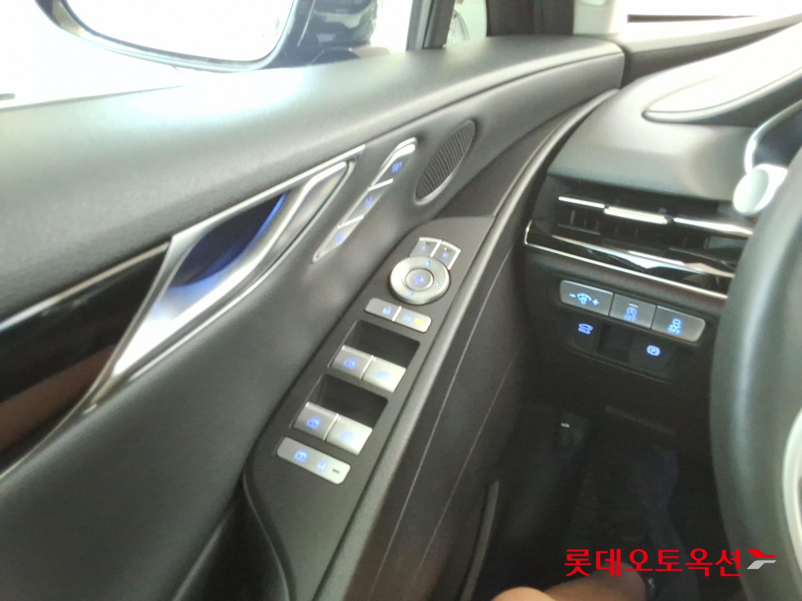 2023 - genesis g80