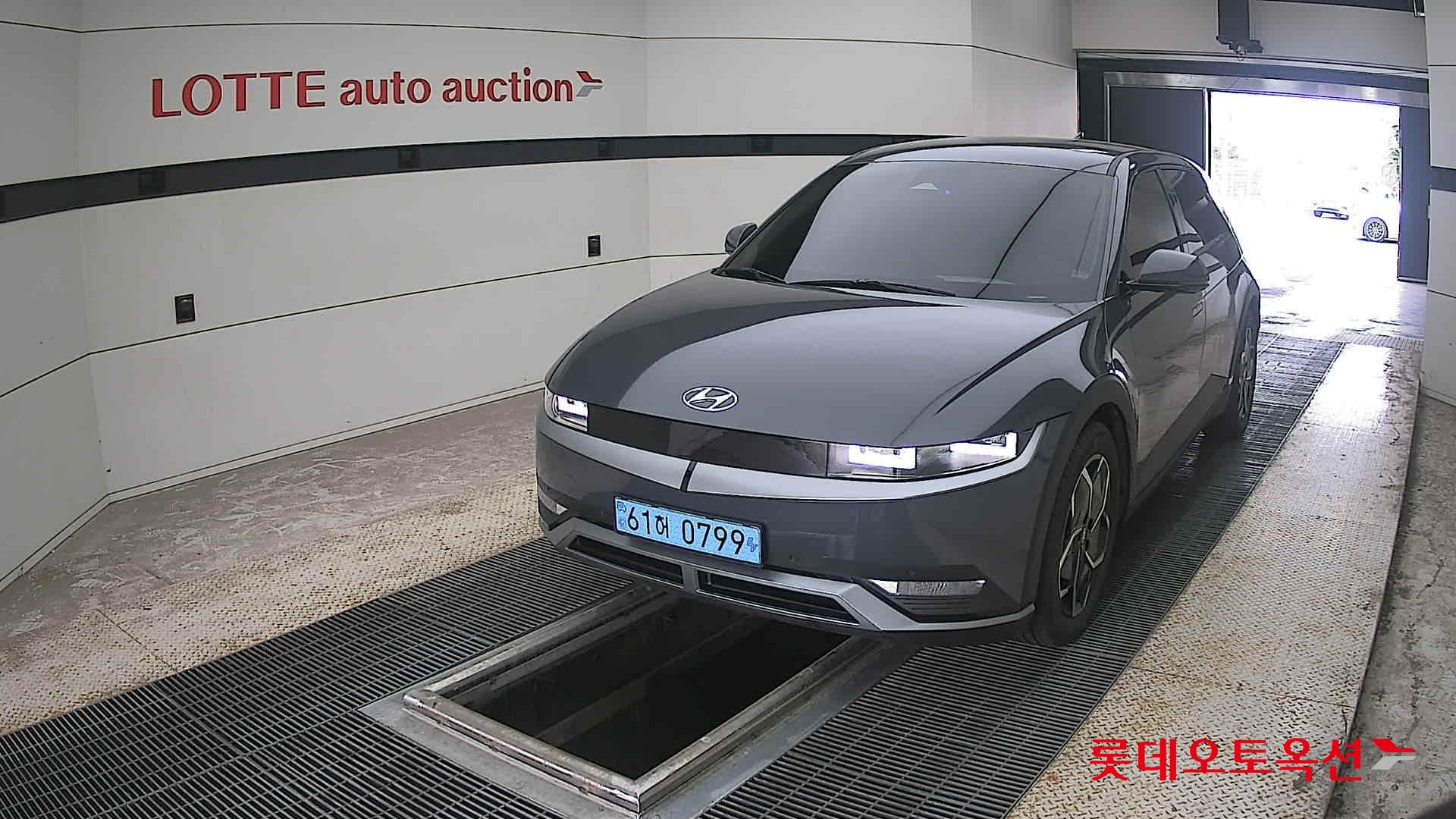 2023 - hyundai ioniq