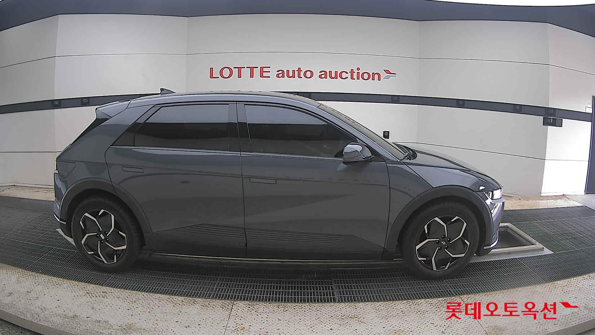 2023 - hyundai ioniq