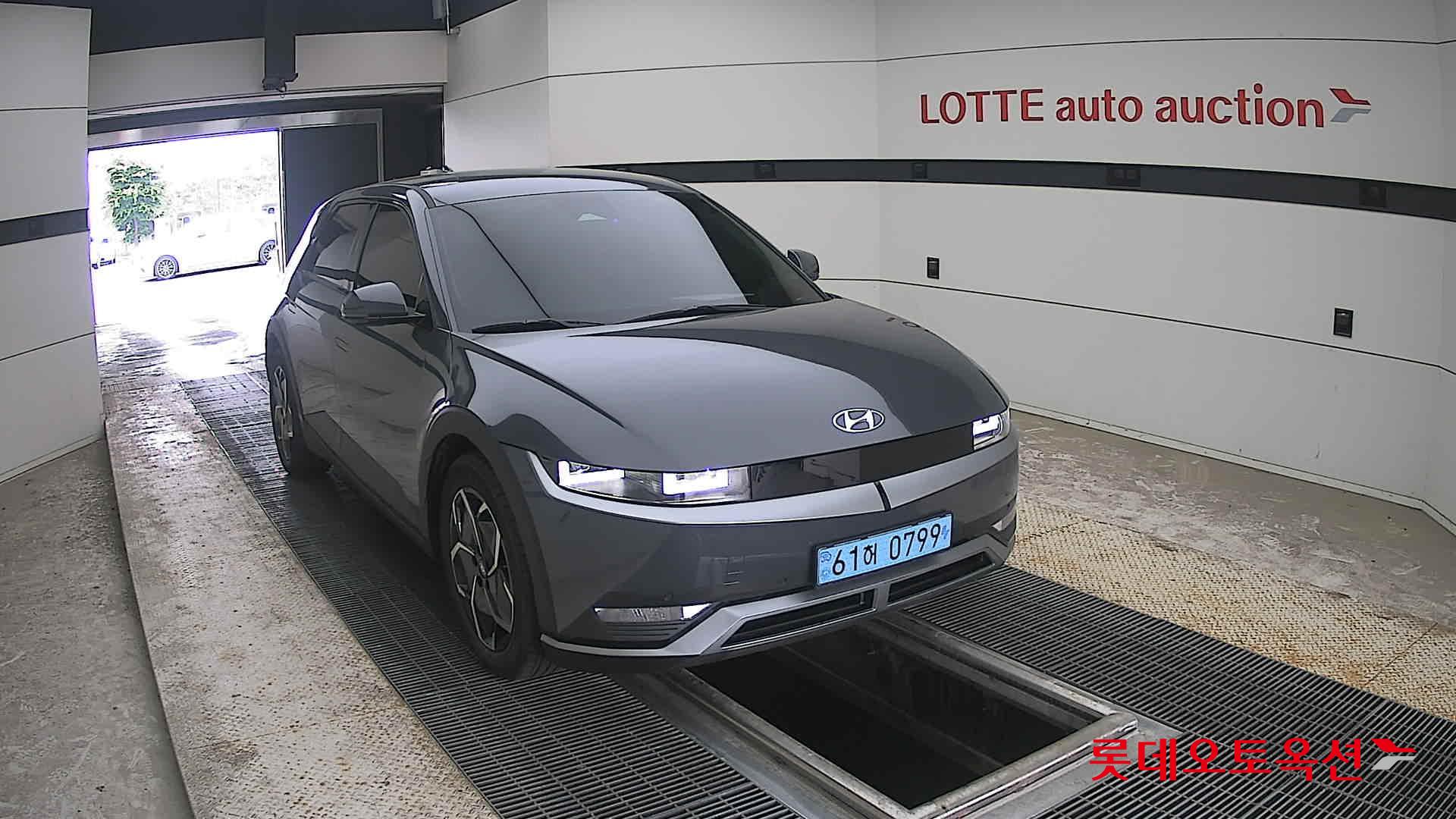 2023 - hyundai ioniq