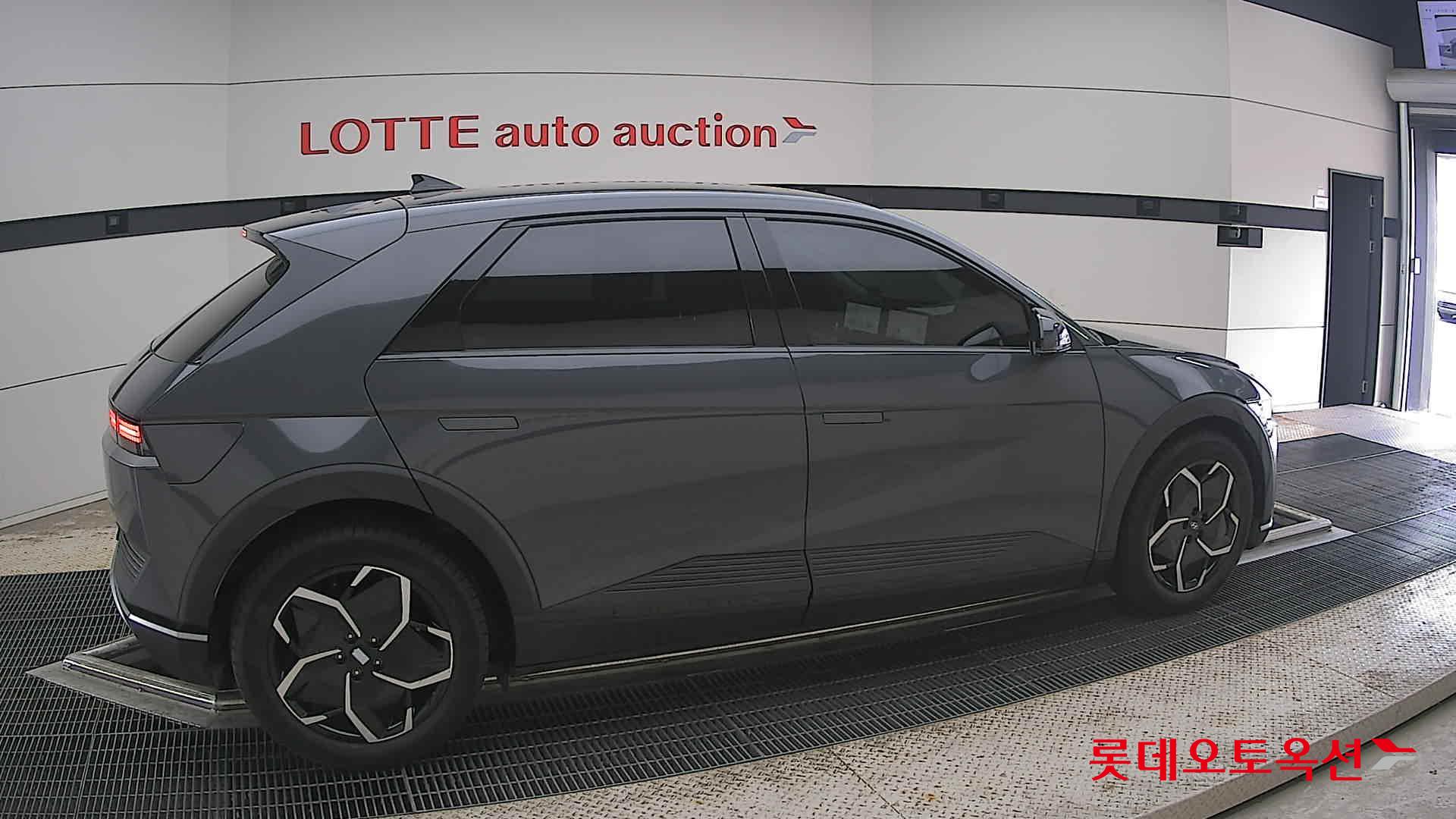 2023 - hyundai ioniq