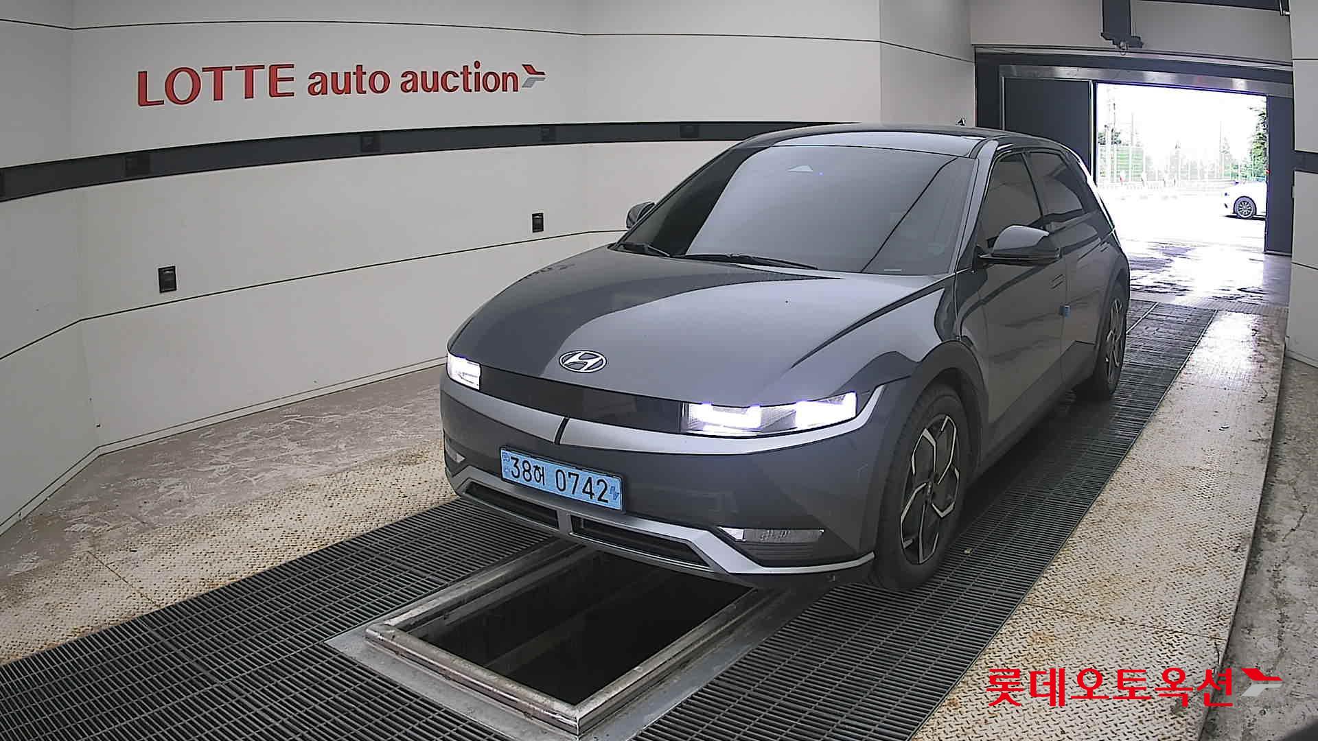 2023 - hyundai ioniq
