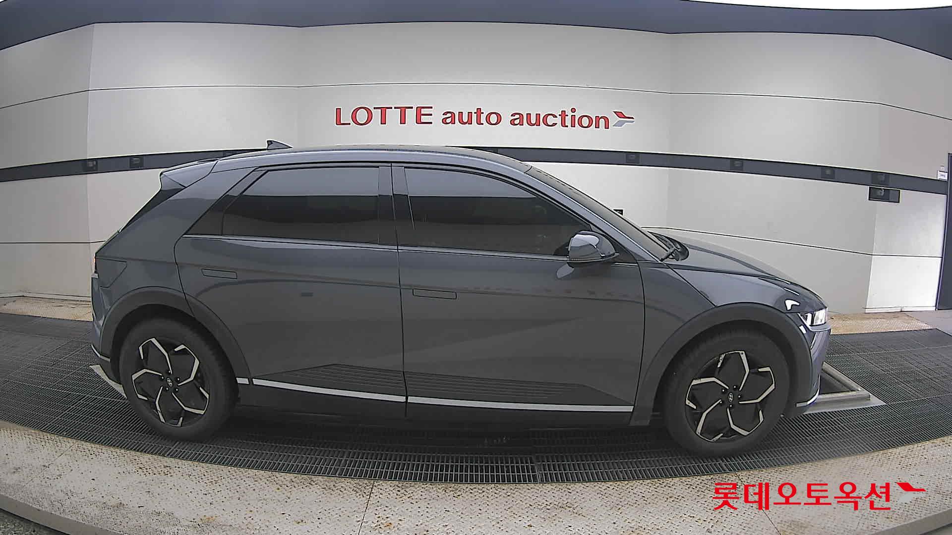 2023 - hyundai ioniq