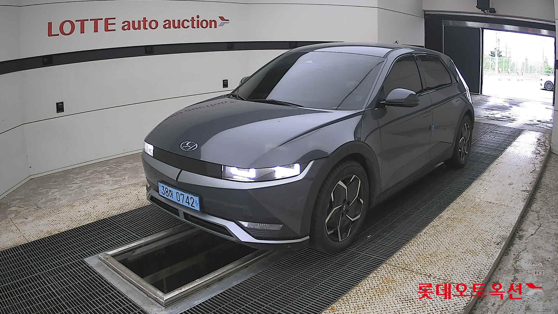 2023 - hyundai ioniq