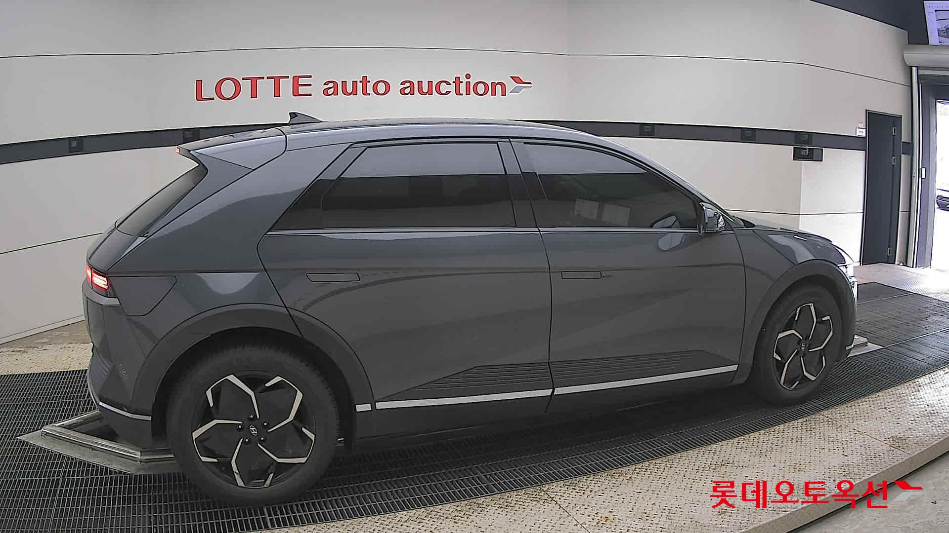 2023 - hyundai ioniq