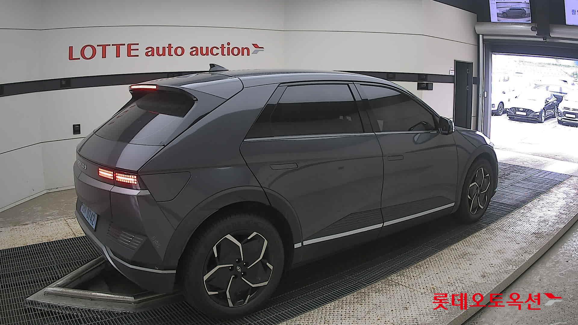 2023 - hyundai ioniq