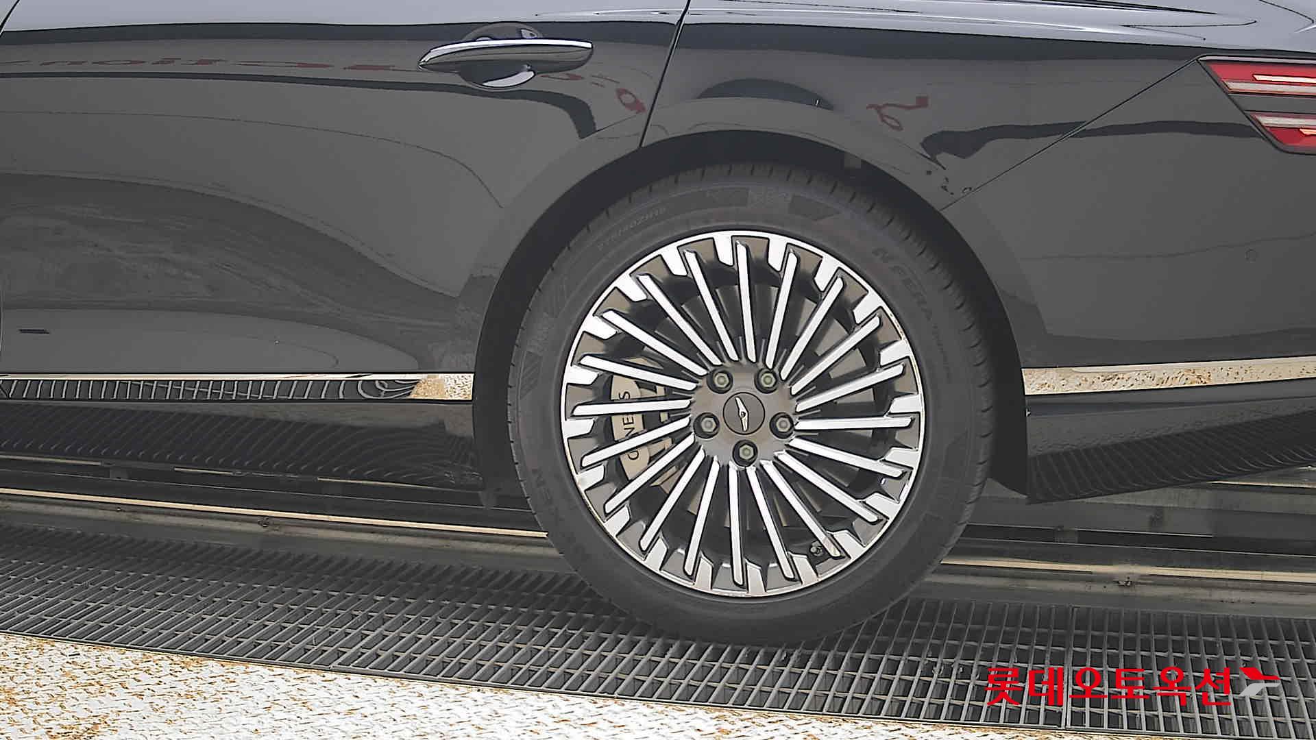 2023 - genesis g80
