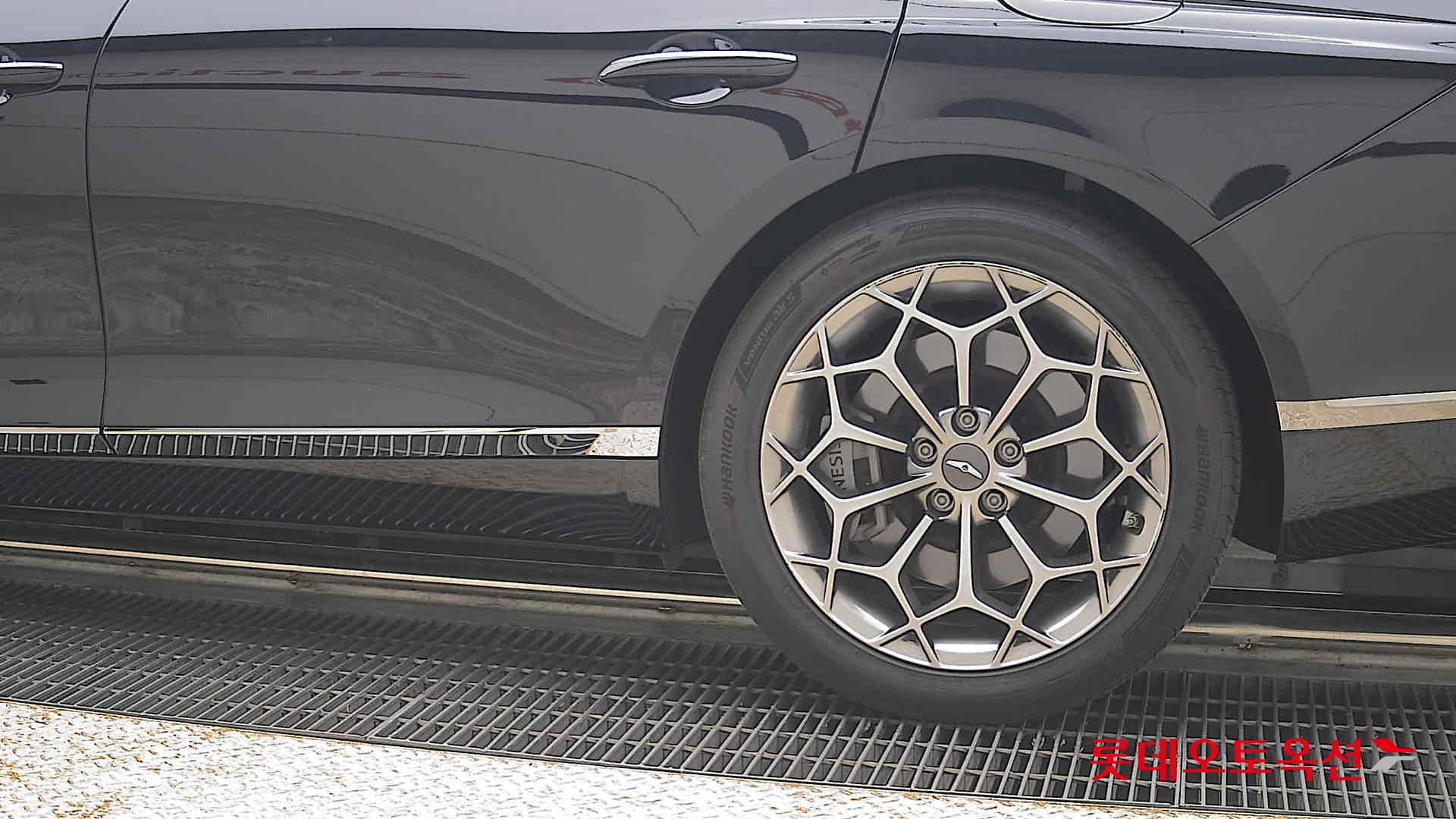 2023 - genesis g80