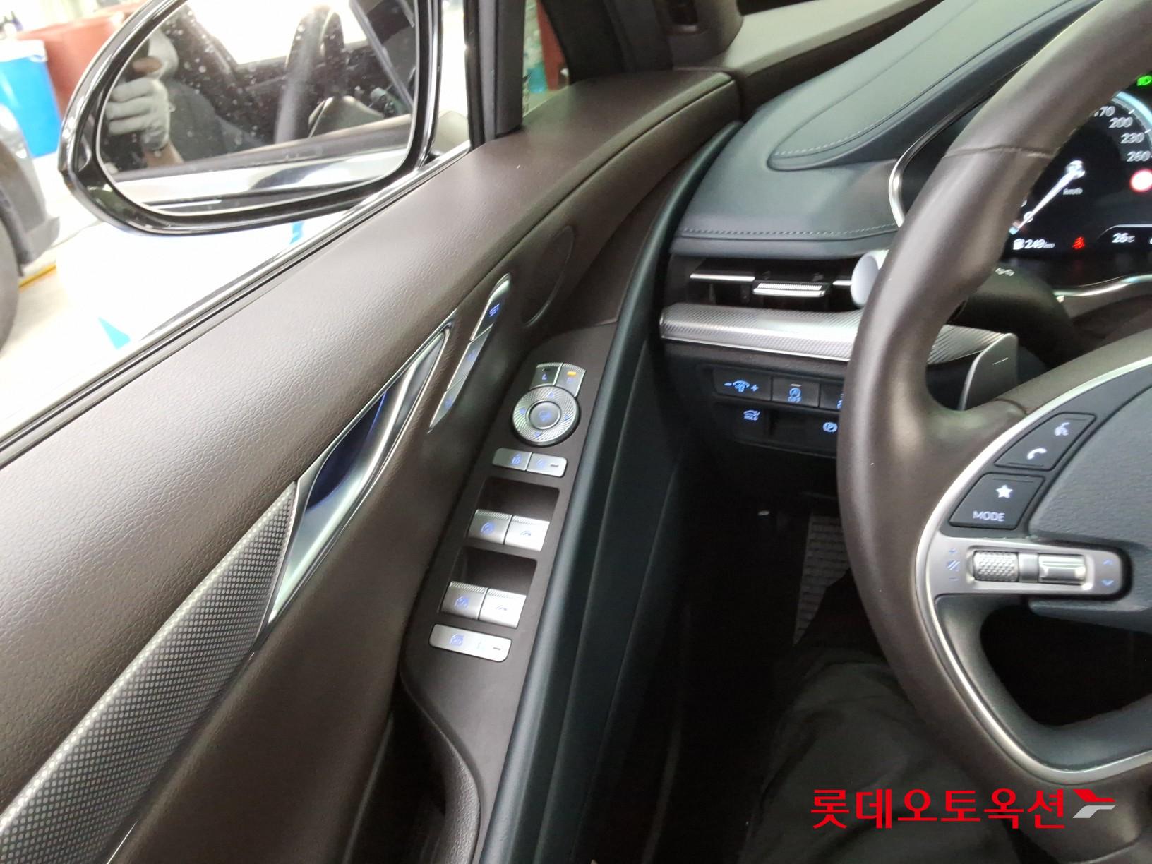 2023 - genesis g80