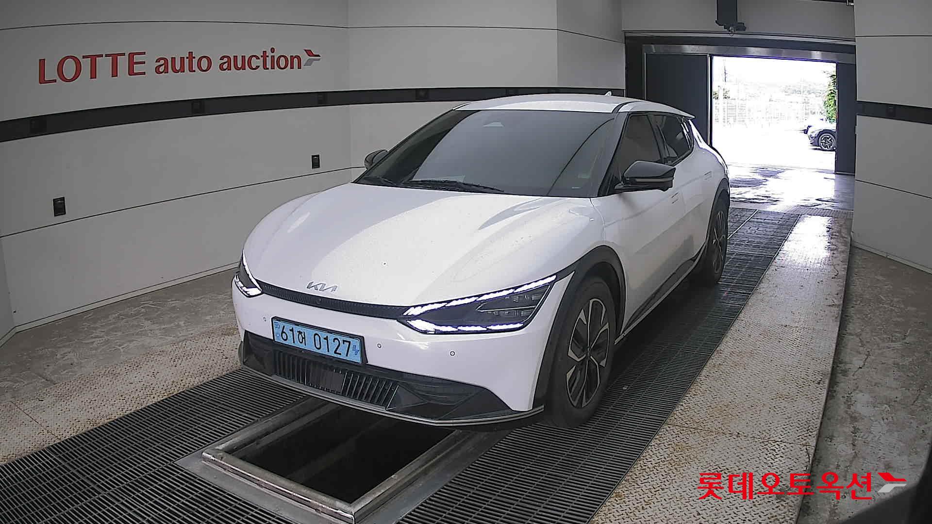 2023 - kia ev6