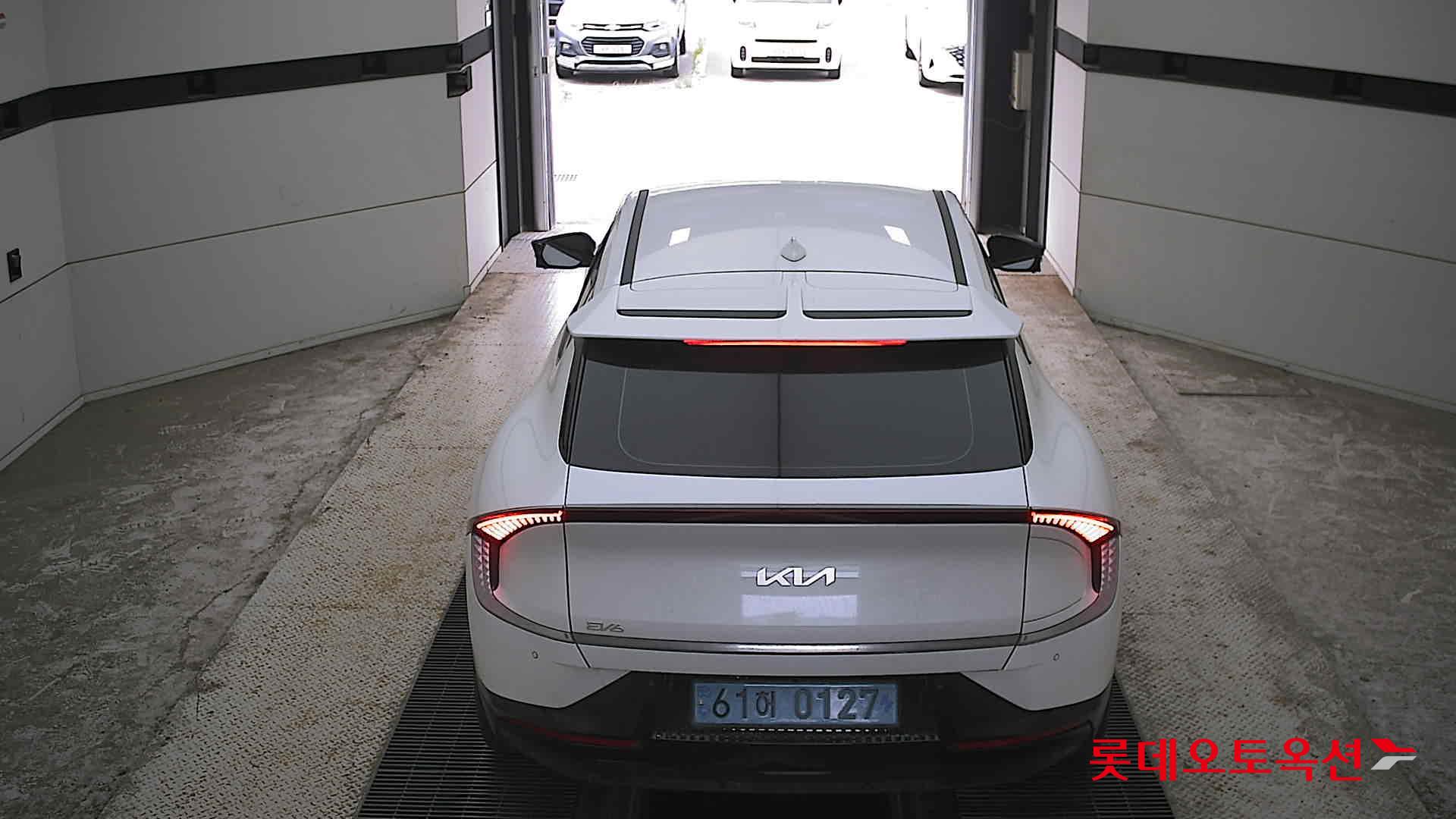 2023 - kia ev6
