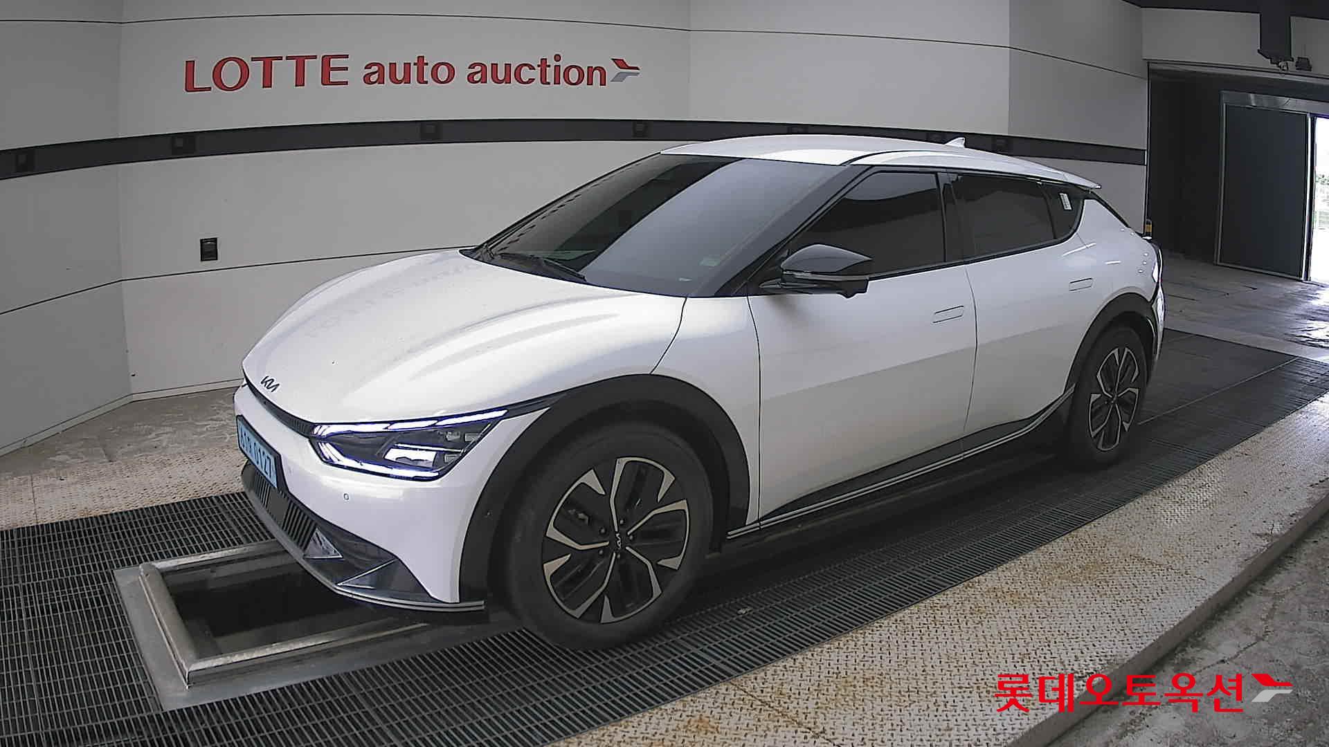 2023 - kia ev6