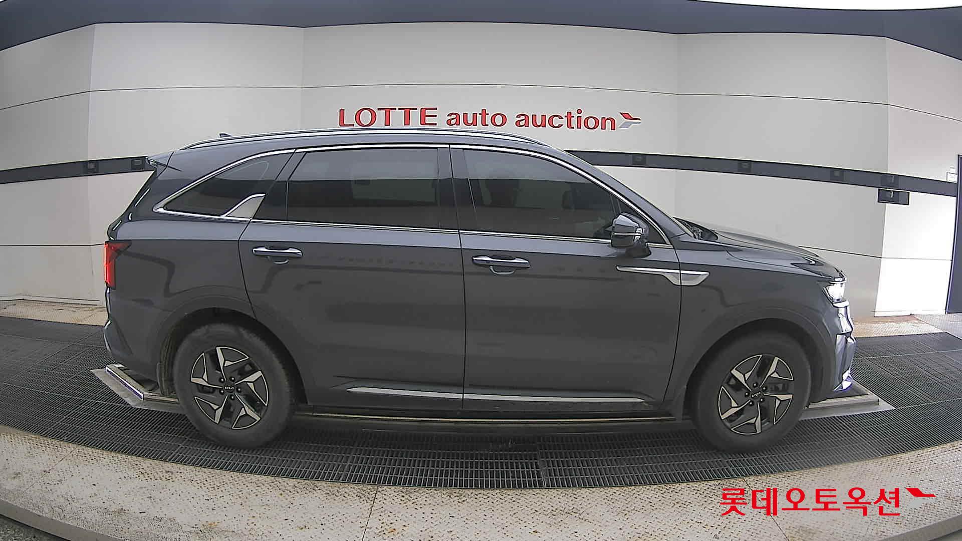 2023 - kia sorento