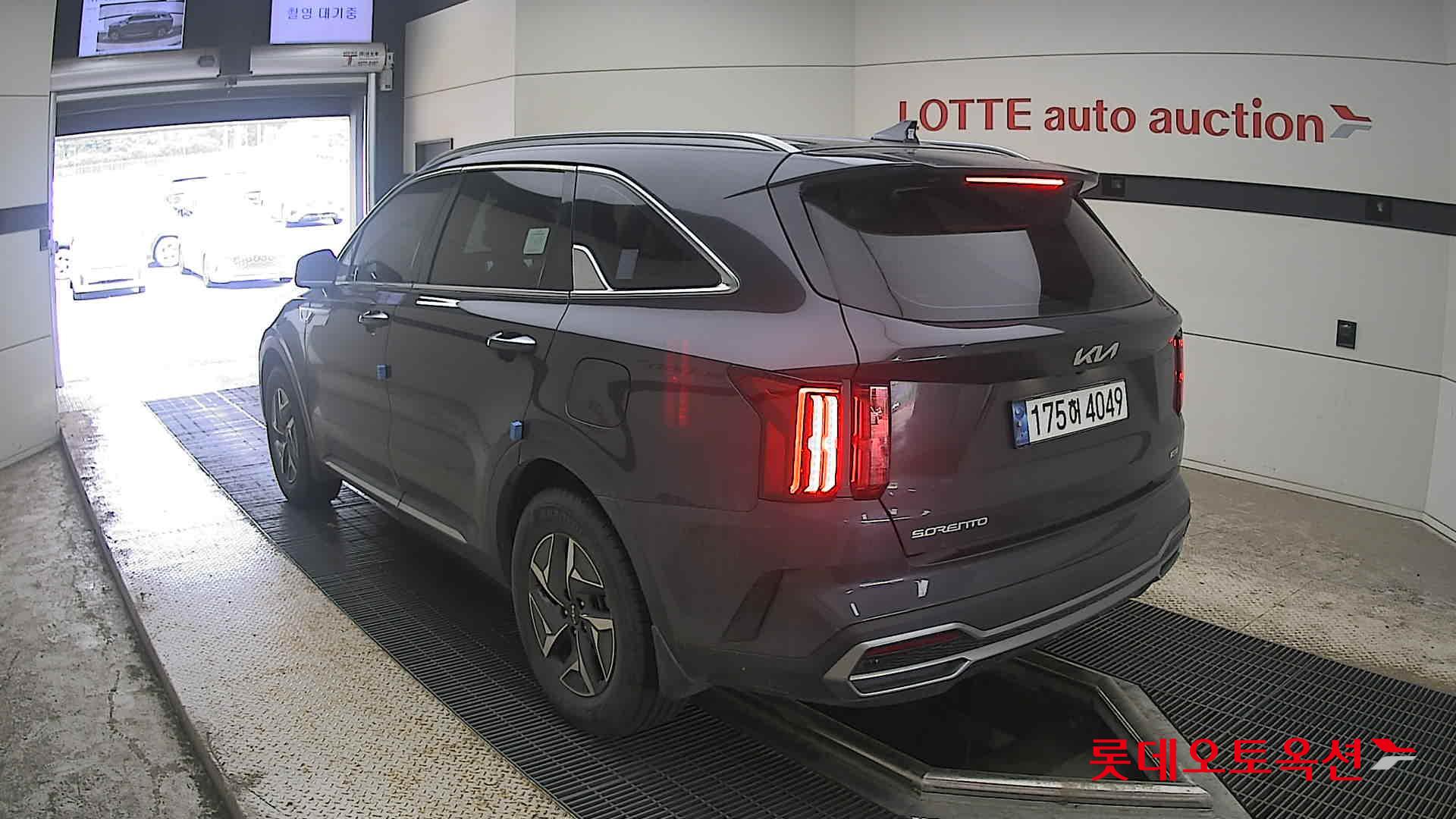 2023 - kia sorento