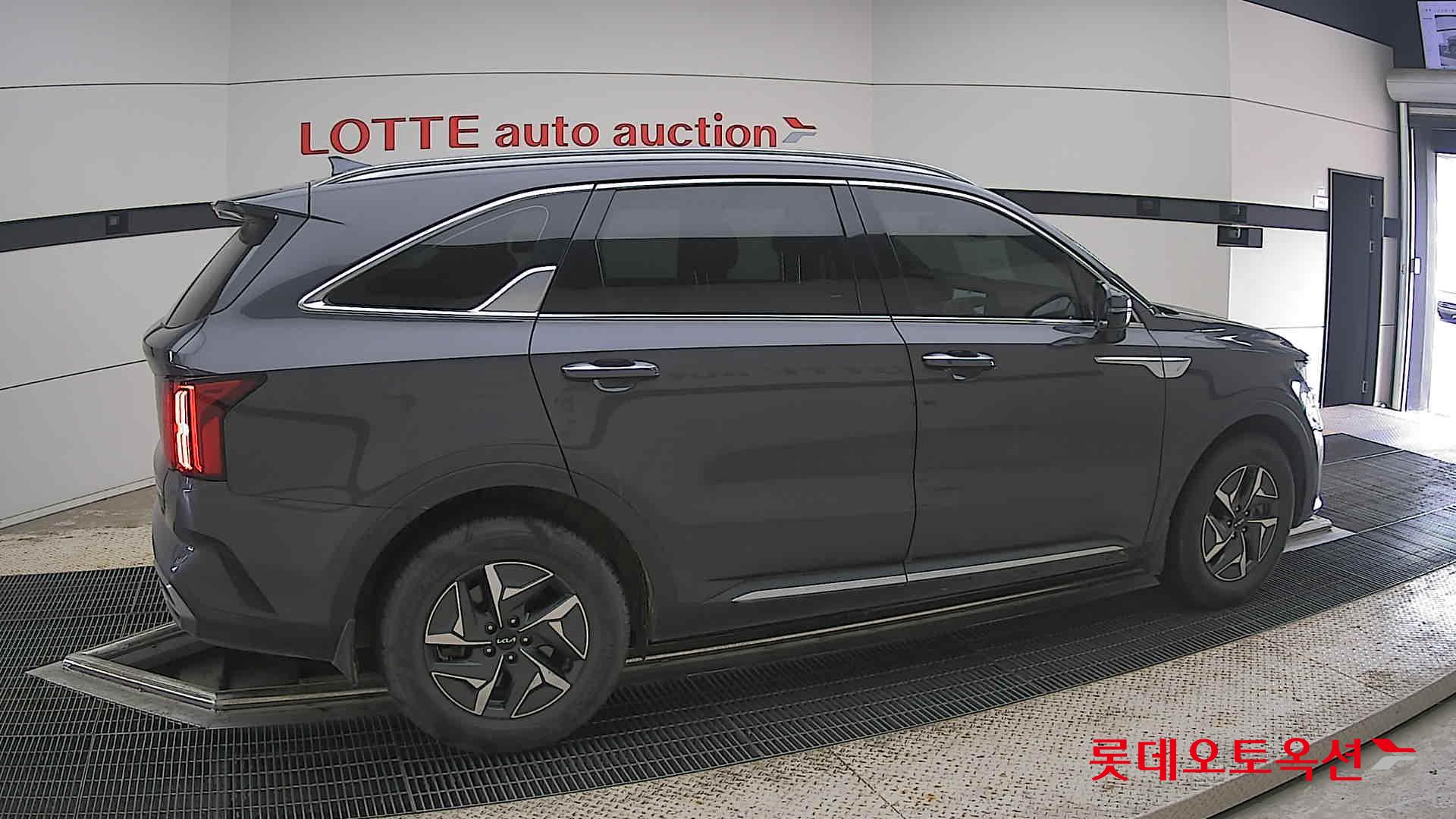 2023 - kia sorento