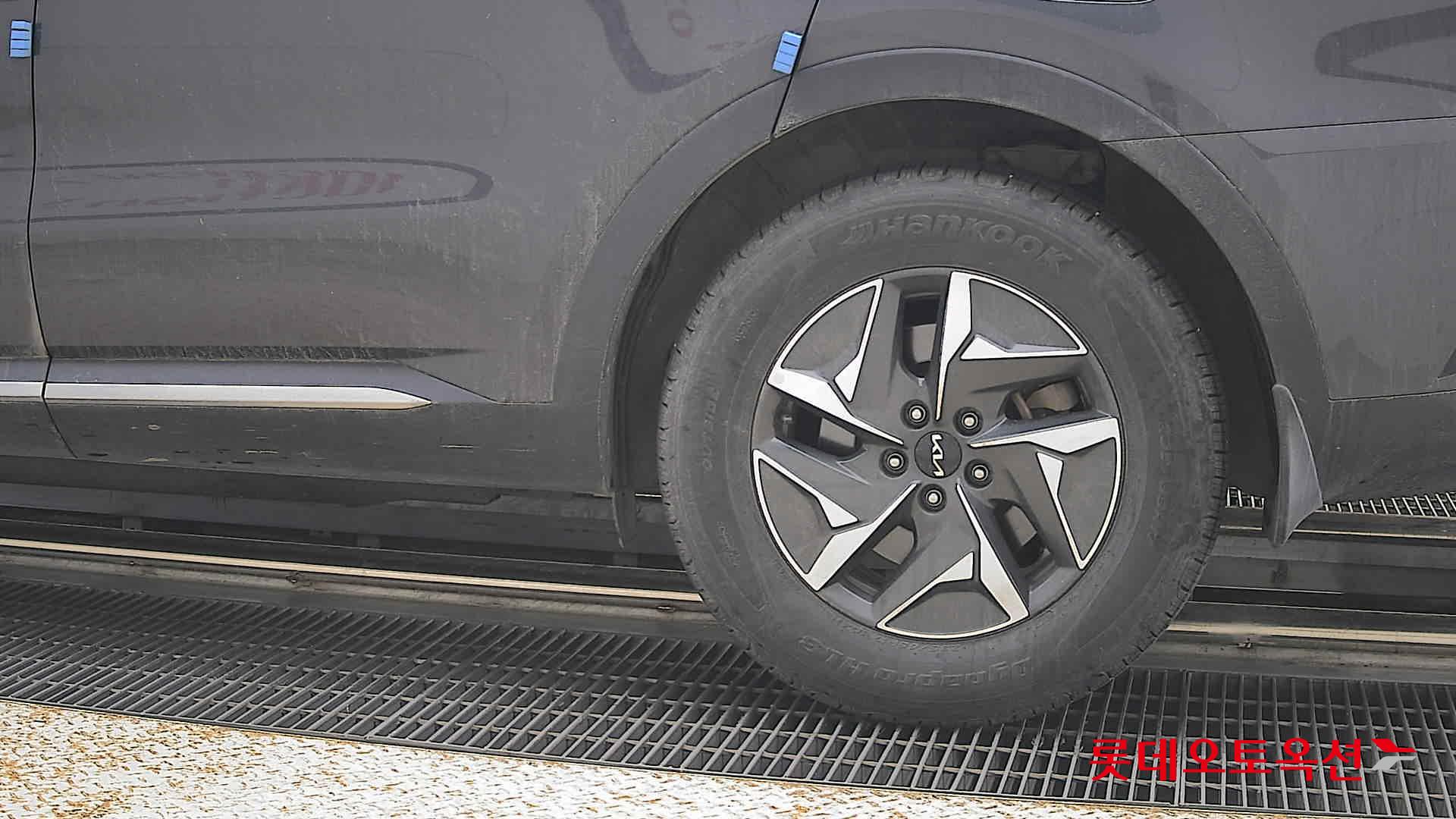 2023 - kia sorento