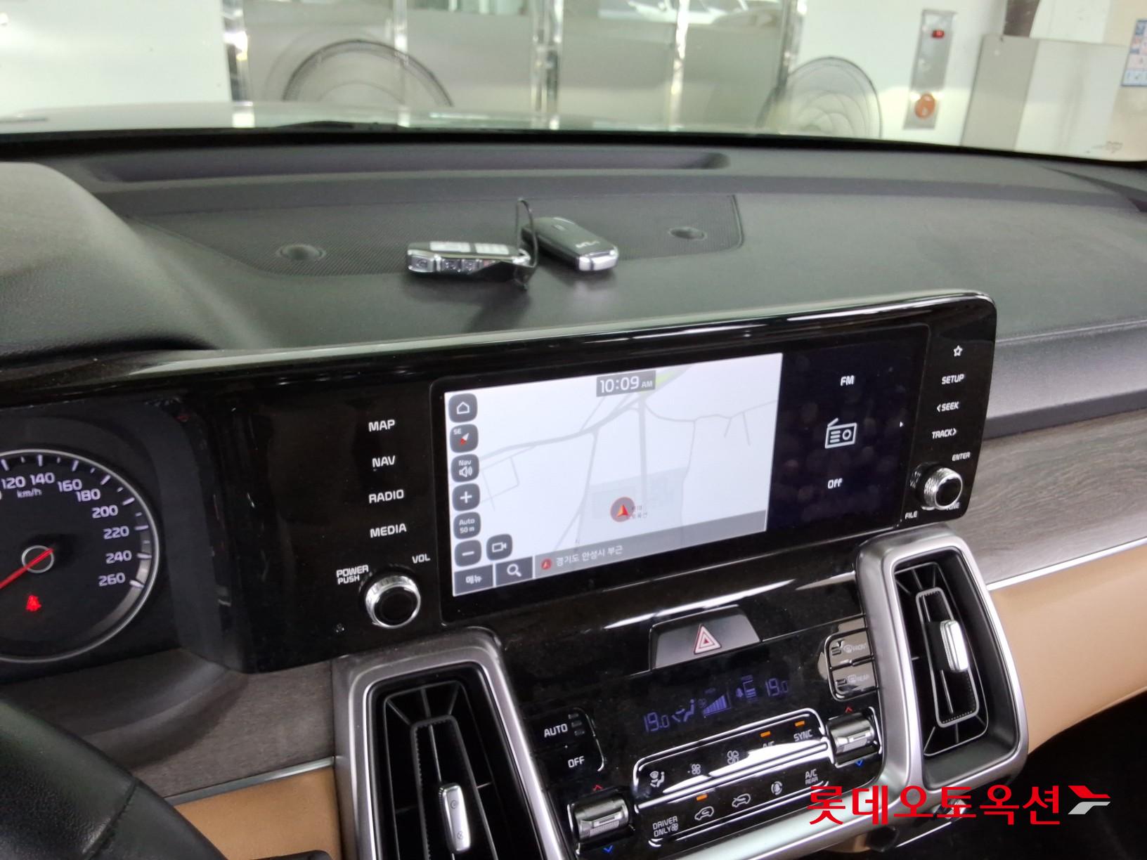 2023 - kia sorento