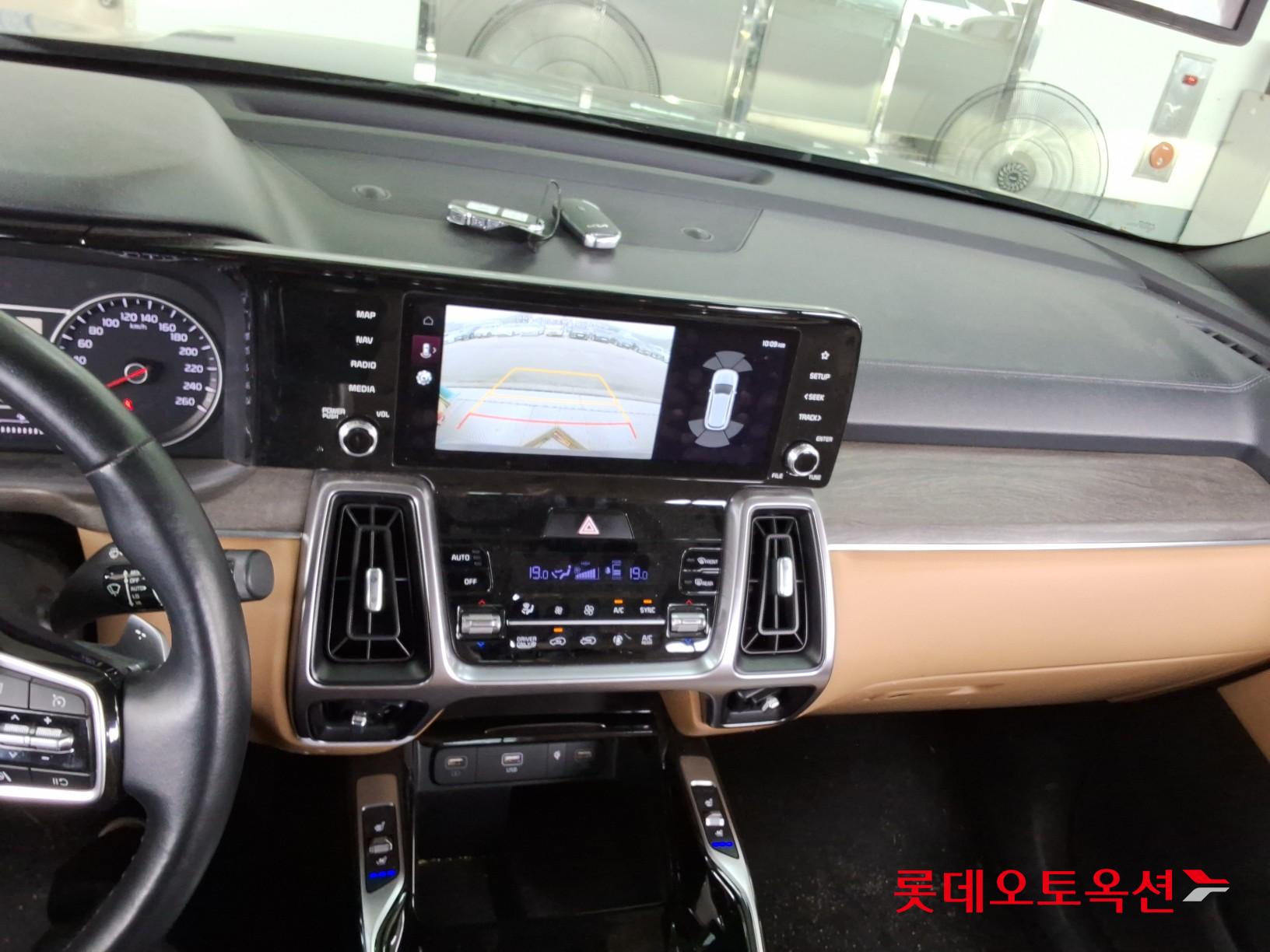 2023 - kia sorento