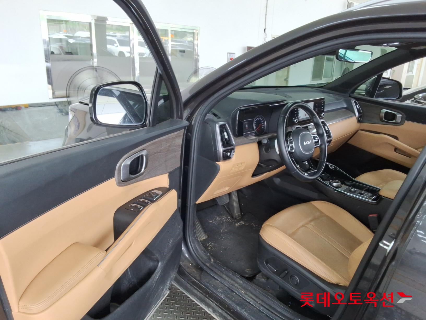 2023 - kia sorento