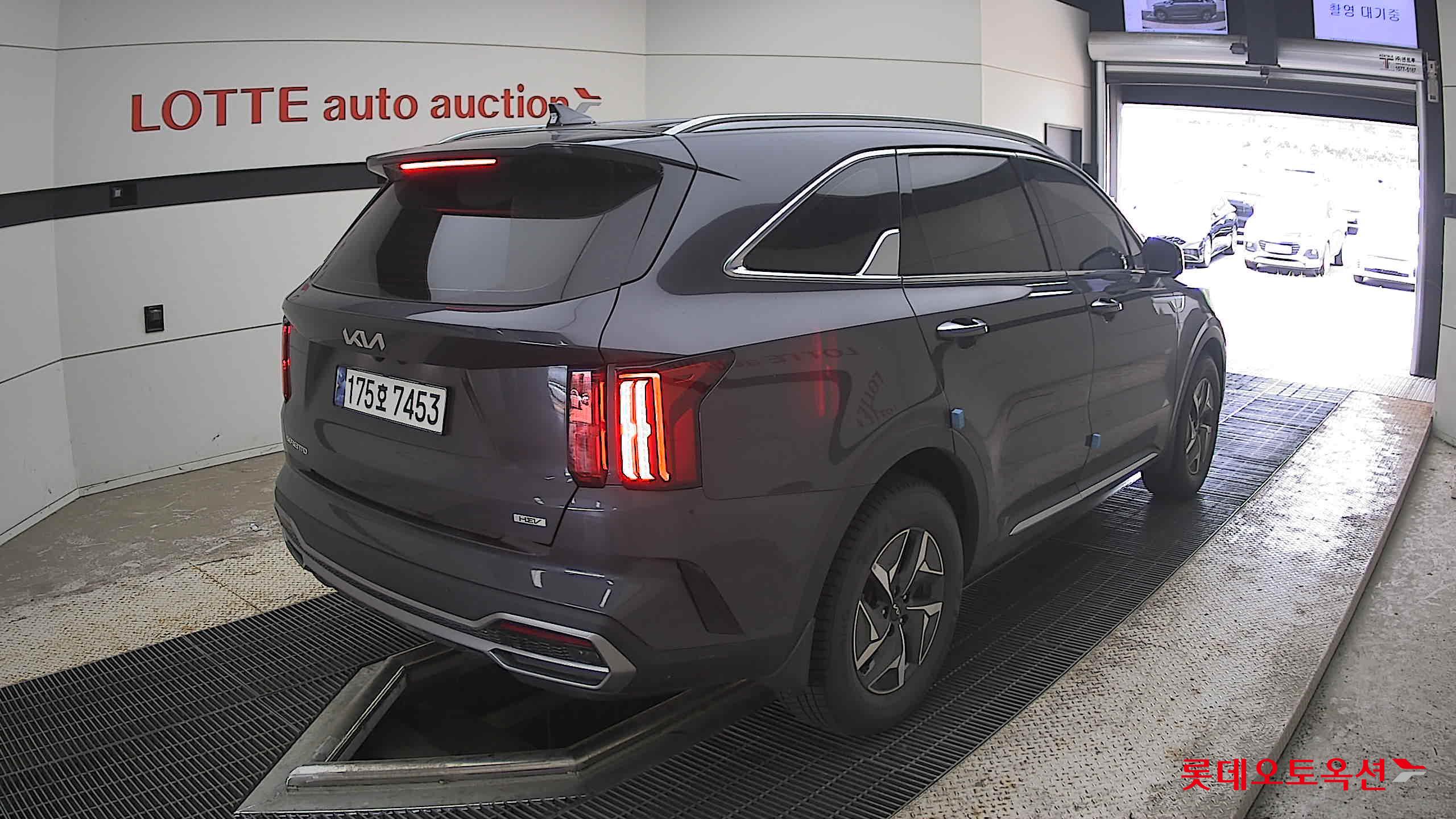 2023 - kia sorento