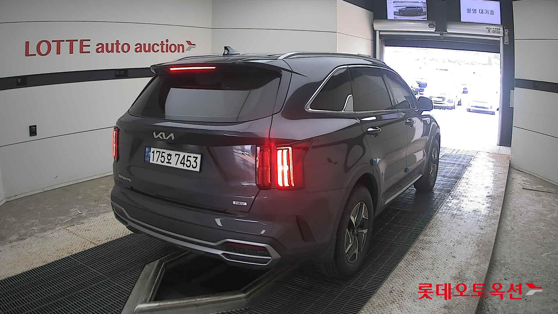 2023 - kia sorento