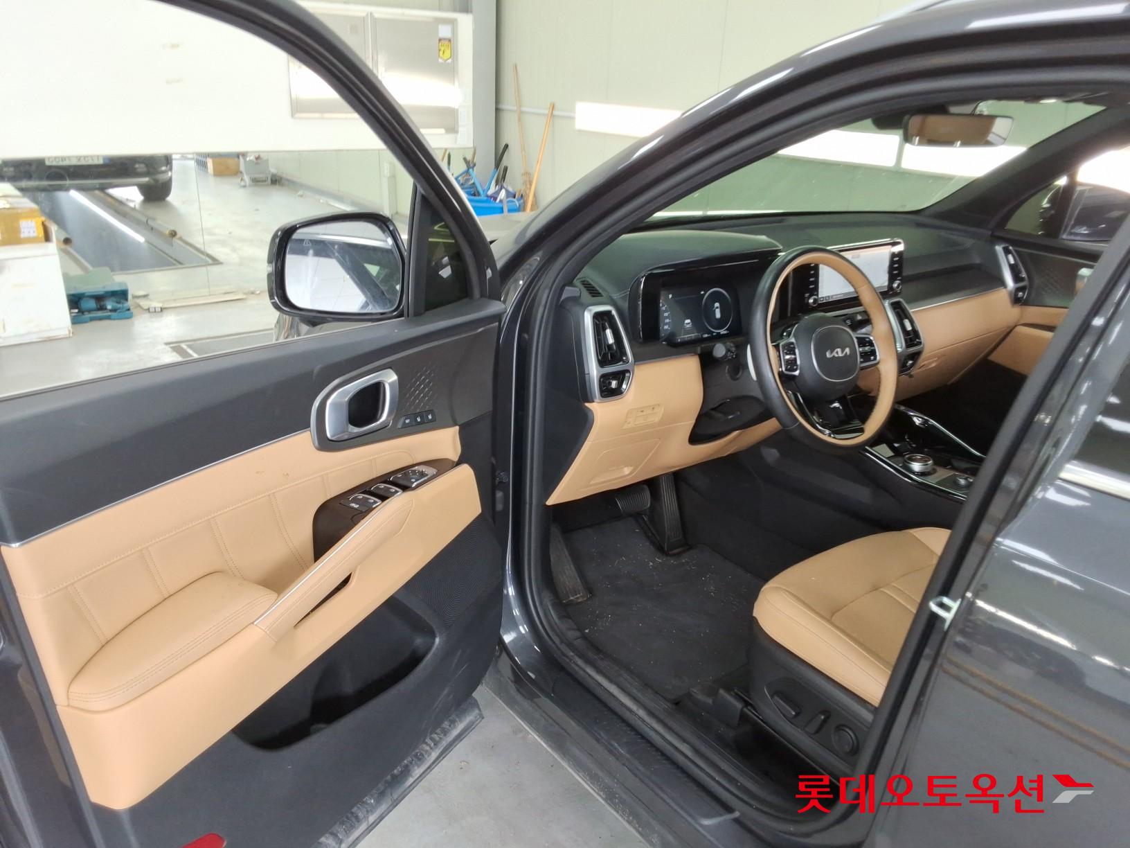 2023 - kia sorento