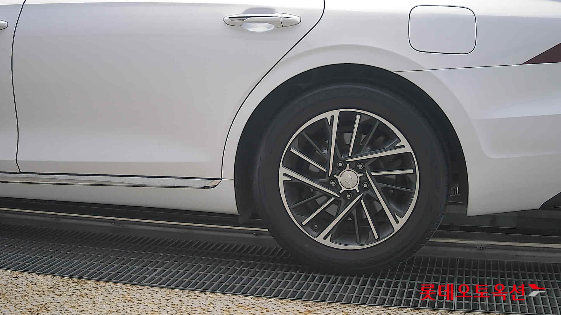 2022 - hyundai grandeur