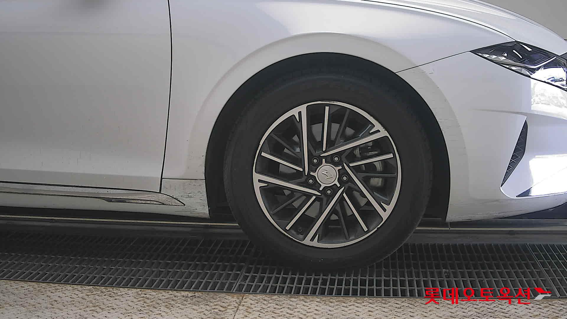 2022 - hyundai grandeur